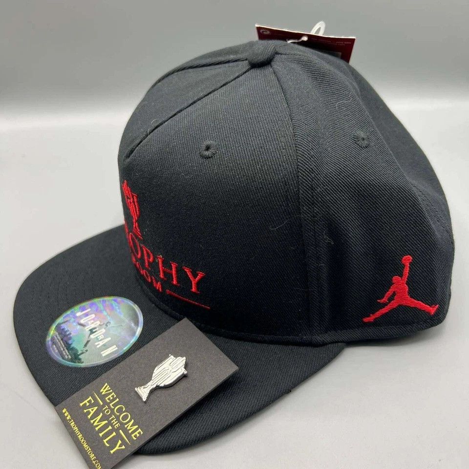 Jordan Brand Air Jordan Hat Men Trophy Room Script Logo SnapBack with Pin Size ONE SIZE - 3 Thumbnail