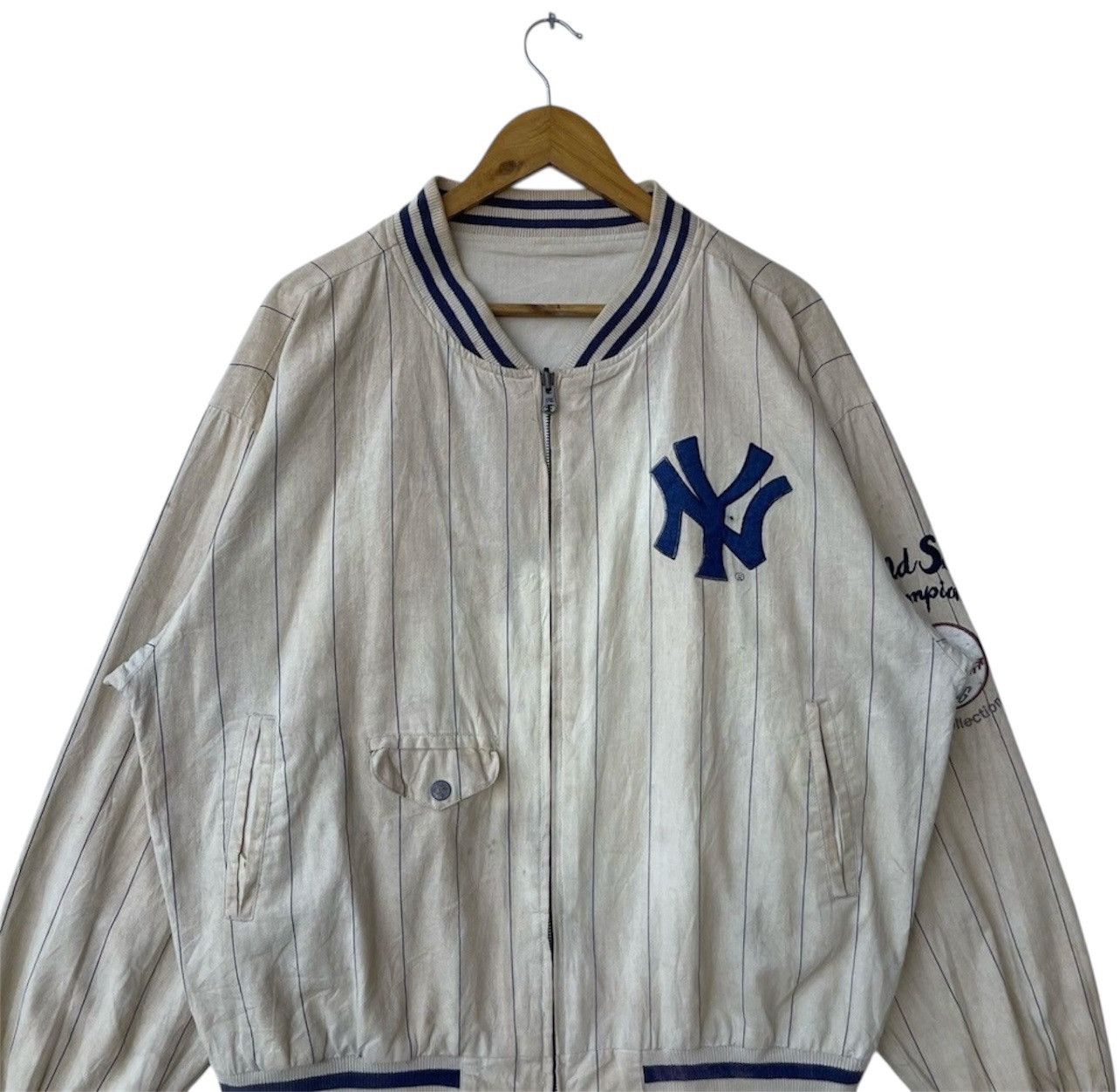 New York Yankees Vintage NY Yankees Cooperstown Collection Reversible Jacket Size US L / EU 52-54 / 3 - 7 Thumbnail