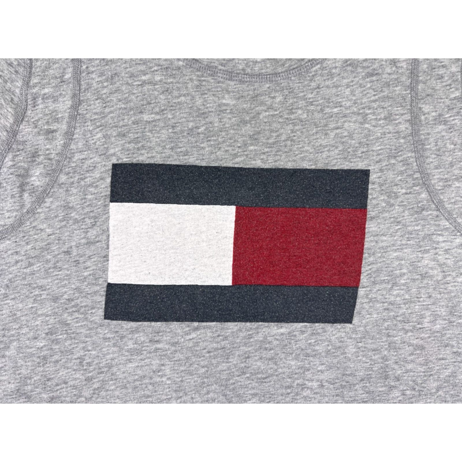 Tommy Hilfiger VINTAGE Tommy Hilfiger Shirt Women XL Gray Cotton Blend Jersey Logo Basic Short Sleeve Slim Fit Adult Regular Size Gray Womens Tee Size XL / US 12-14 / IT 48-50 - 6 Thumbnail