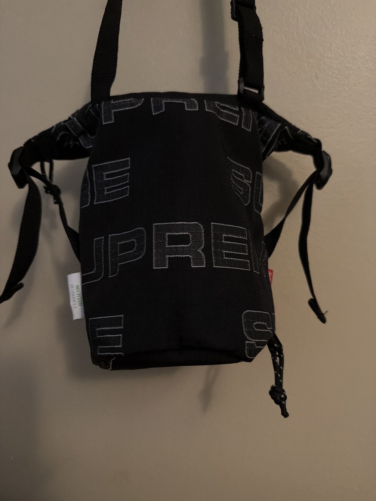 Supreme FW21 Supreme Neck Pouch 'Black' Size ONE SIZE - 3 Thumbnail