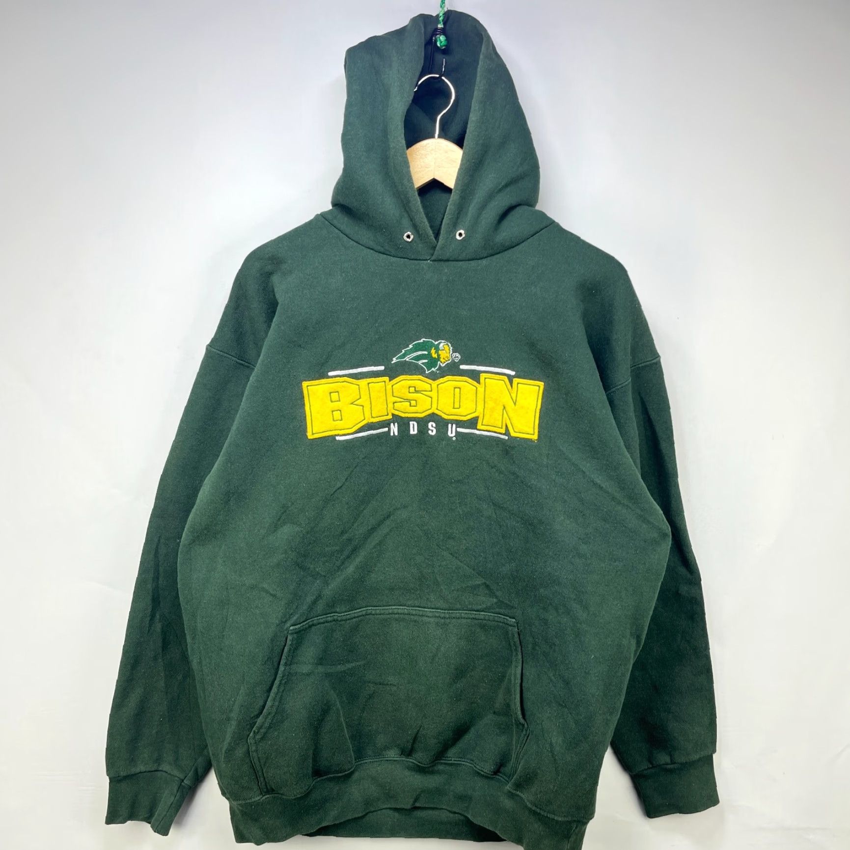 Vintage Vintage NDSU Bison Hoodie Large Green Mens Size US L / EU 52-54 / 3 - 2 Thumbnail