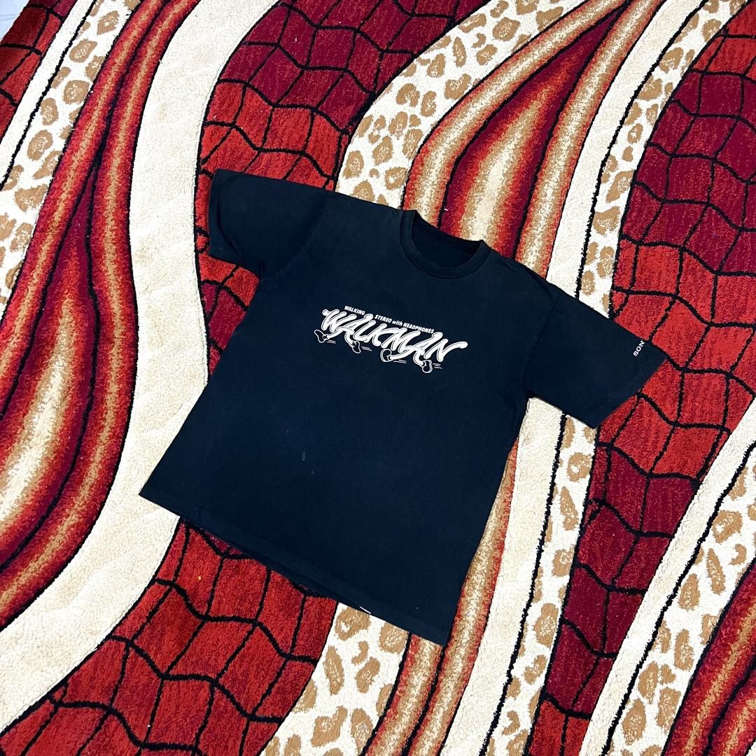 Sony Vintage 90s Thrashed Faded Sony Walkman Rare T Shirt Size US M / EU 48-50 / 2 - 1 Thumbnail