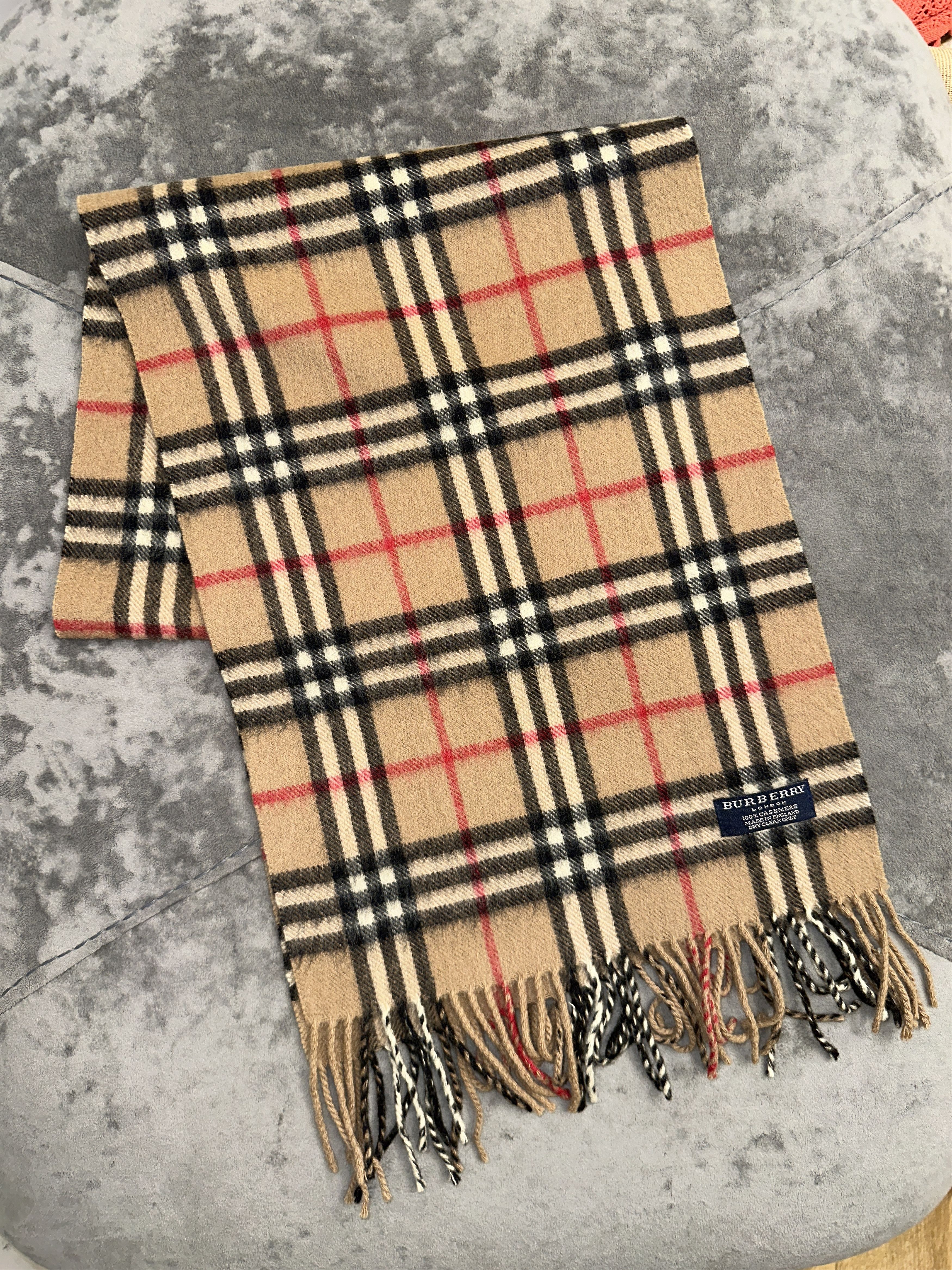 Burberry Burberry London Classic Check 100% Cashmere Scarf 150x30 Cm Size ONE SIZE - 6 Thumbnail