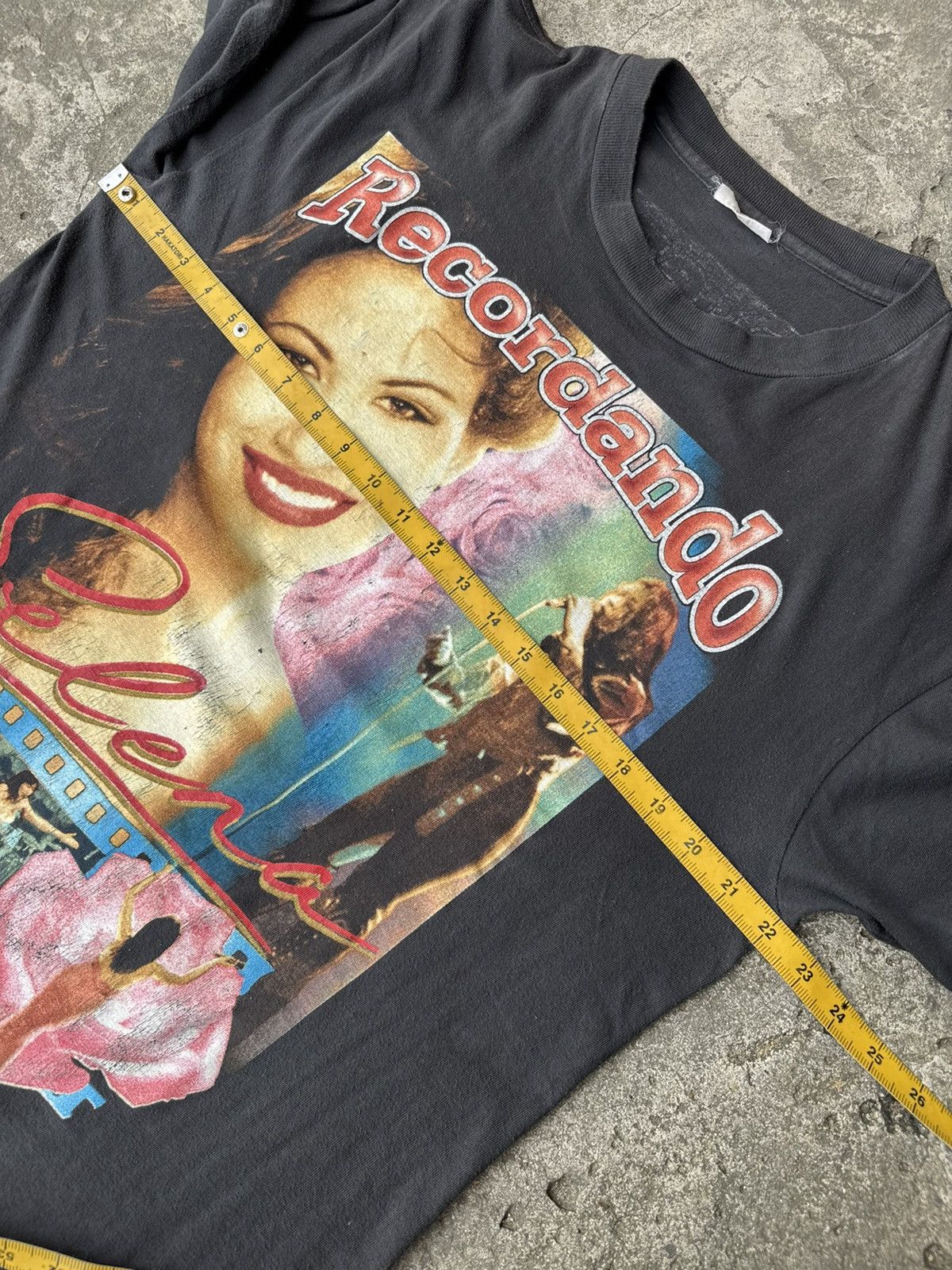 Rap Tees Rare vintage 90’s Selena Quintanilla Dreaming of you rap tee Size US L / EU 52-54 / 3 - 9 Thumbnail