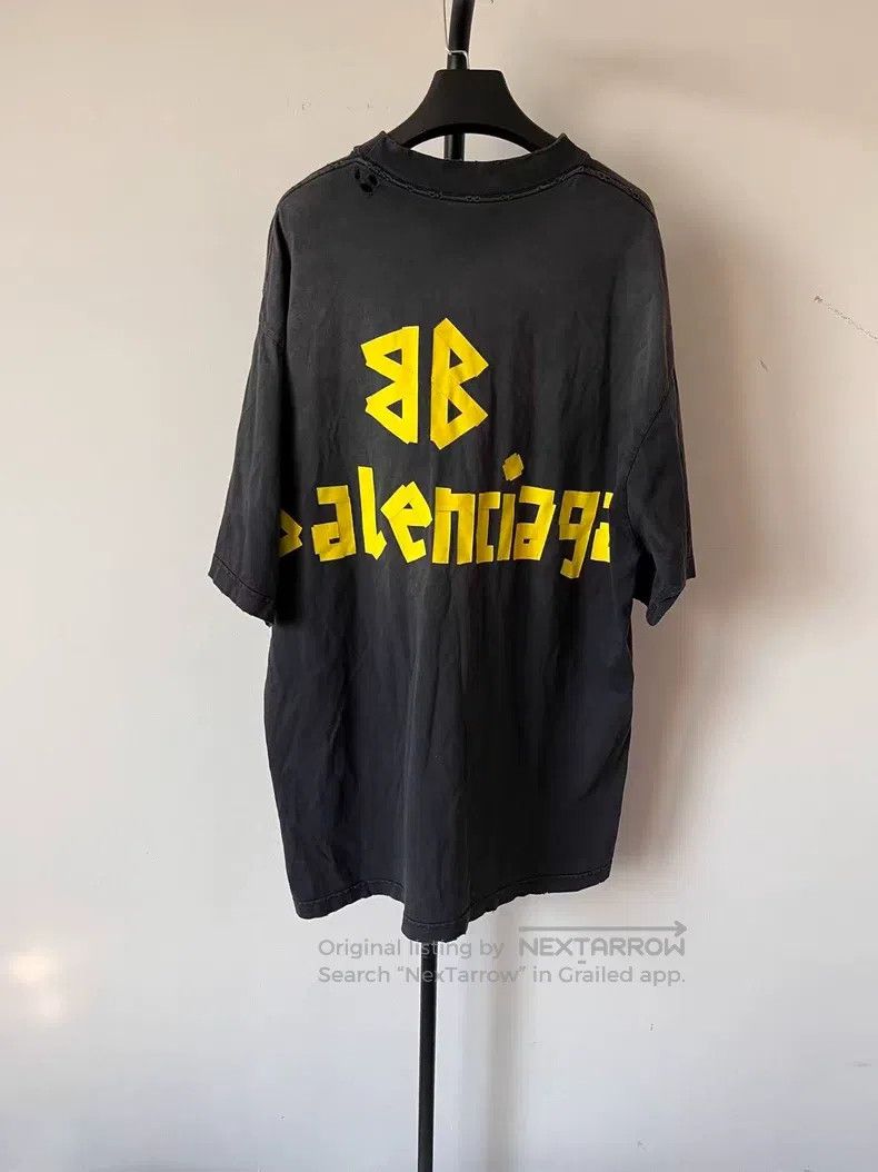 Balenciaga Balenciaga Printed Plain Knit Round Neck Loose Short Sleev Size US L / EU 52-54 / 3 - 2 Thumbnail