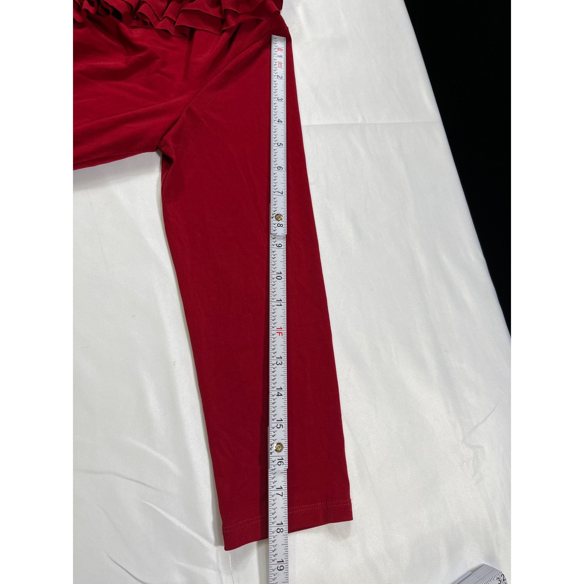 MAGGY LONDON Maggy London SKU 7612 Red Ruffle V-Neck Dress Size 10 Size L / US 10 / IT 46 - 6 Thumbnail