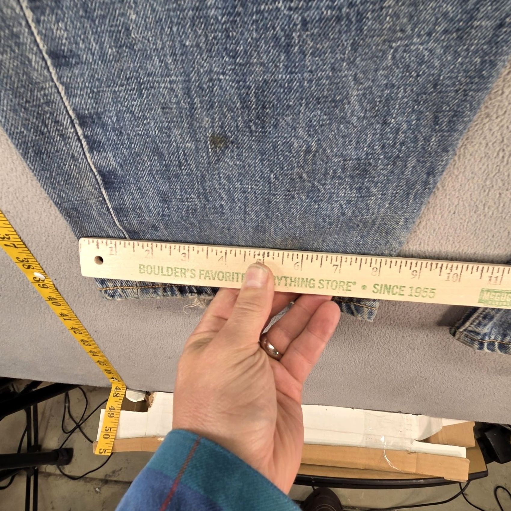 Levi's VTG Levis 501 Jeans Mens Blue Distressed Selvedge Japan 31x30 Denim Cotton Zip Straight Size US 31 - 5 Thumbnail