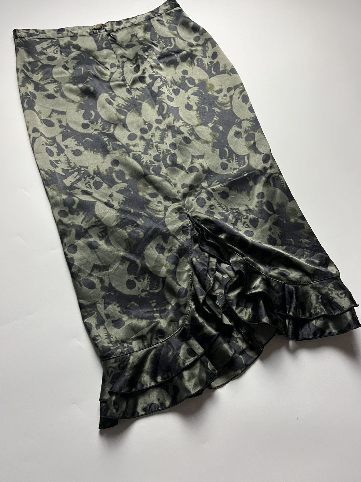 Hysteric Glamour Archive Hysteric Glamour Skull AOP Ruffle Hem Maxi Skirt Size 26" / US 2 / IT 38 - 10 Thumbnail