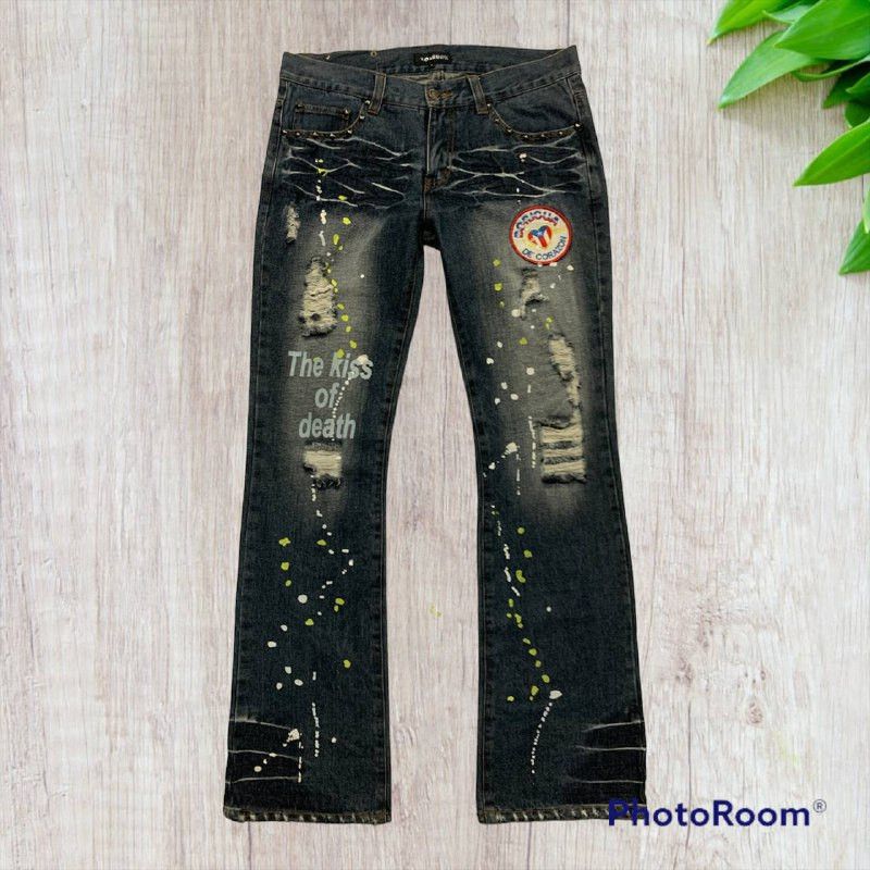 Flared 2000s Lowbox Distressed Splash Paint