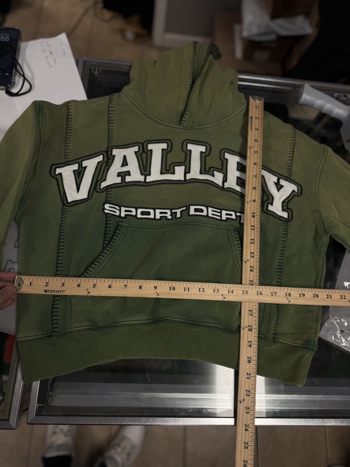 Vale Valley Green Pullover Hoodie Size Small (NEW) Size US S / EU 44-46 / 1 - 6 Thumbnail