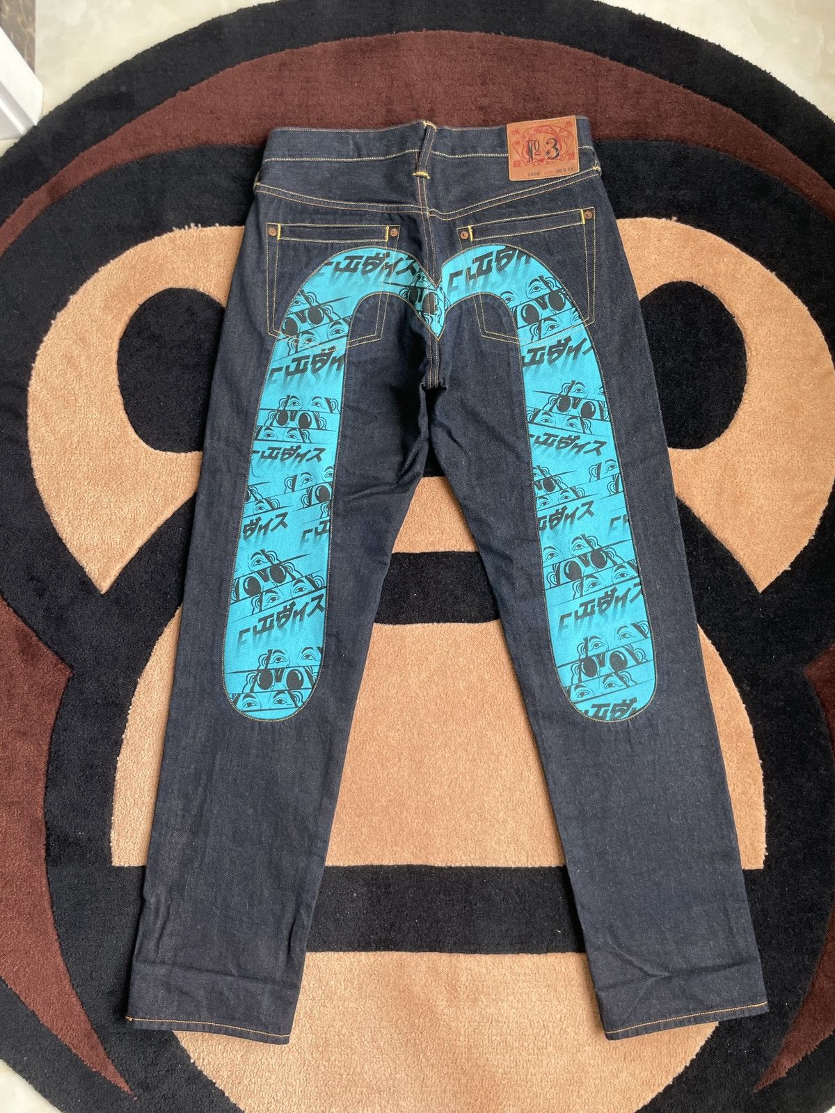 EVISU 大黒 30x34 evisu jeans 30x34 waist & length slimmer fit so not | Depop