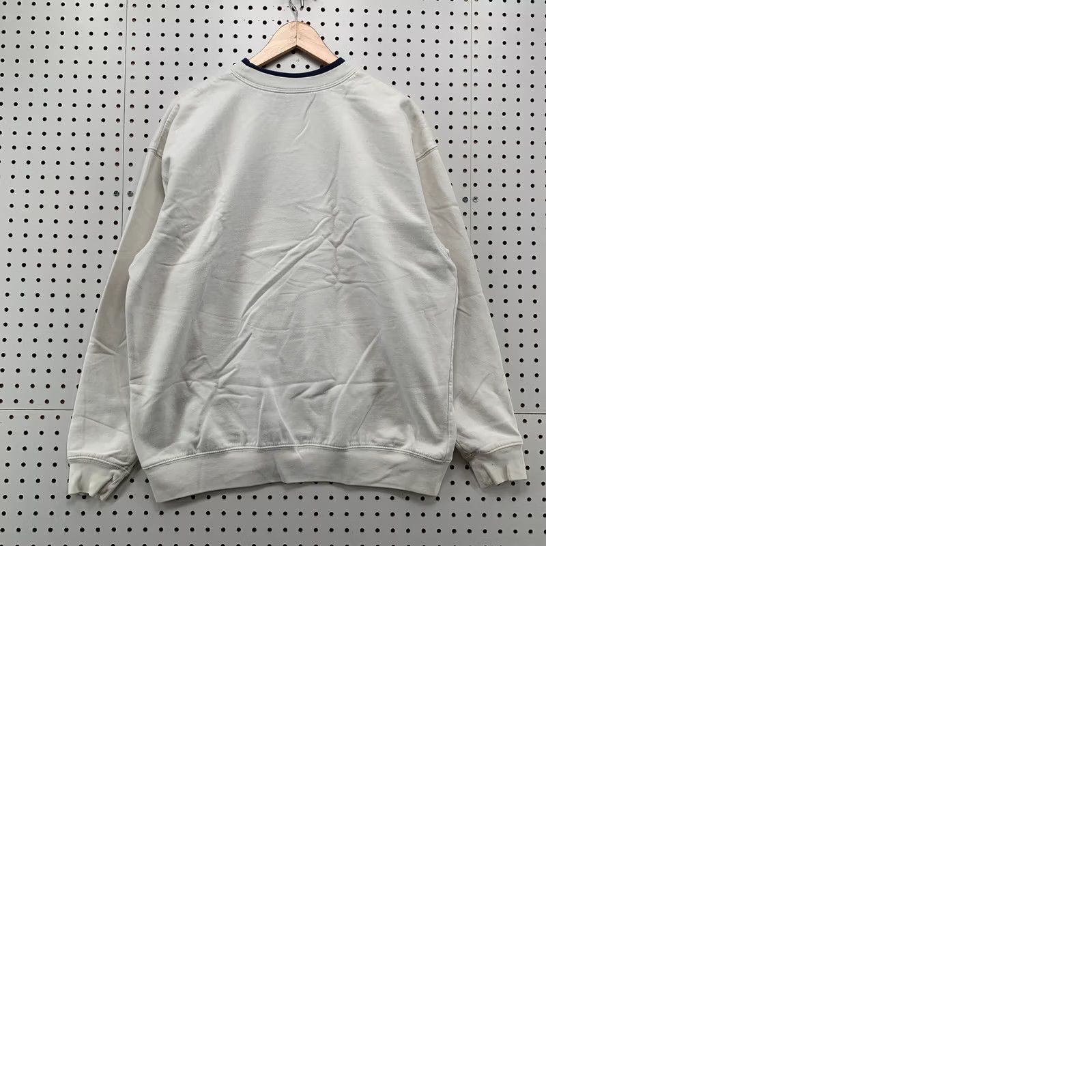 Vintage M&C Sportswear Sweatshirt White Heart Stars Embroidered Women 1X Crewneck Size XL / US 12-14 / IT 48-50 - 12 Thumbnail