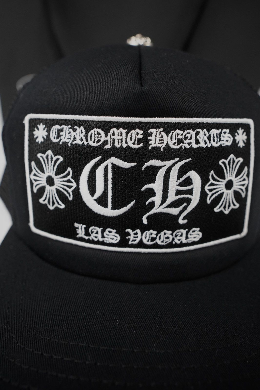 Chrome Hearts Chrome Hearts Las Vegas Exclusive Trucker Hat Size ONE SIZE - 2 Thumbnail
