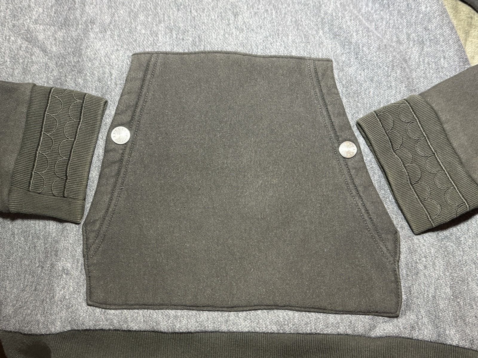 Original Fake Kaws Originalfake raglan hoodie japanese ape nigo archive Size US L / EU 52-54 / 3 - 3 Thumbnail