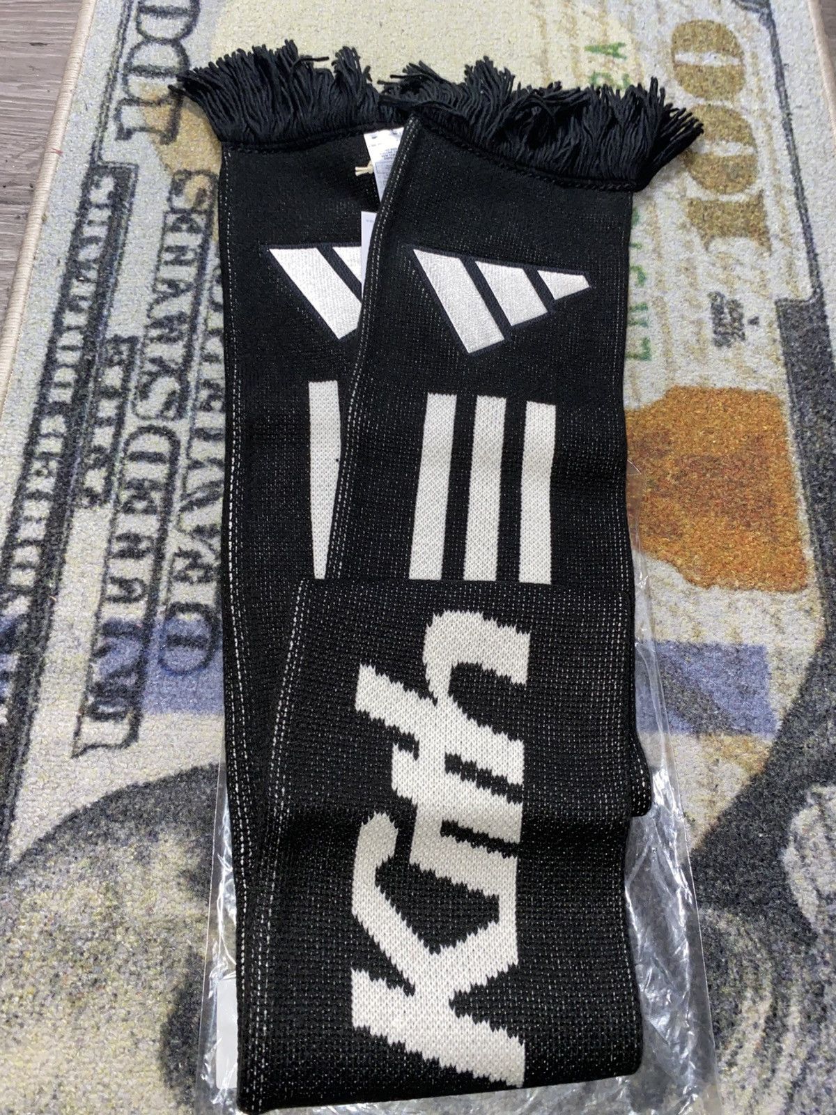 Adidas × Kith Kith x Adidas Football Scarf Size ONE SIZE - 3 Thumbnail