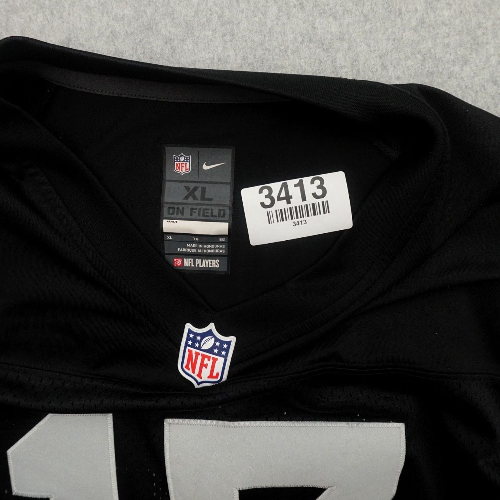 Nike NIKE NFL Oakland Raiders XL (24X31) American Football Shirt Jersey Men XS? (Original) Size US XL / EU 56 / 4 - 4 Thumbnail