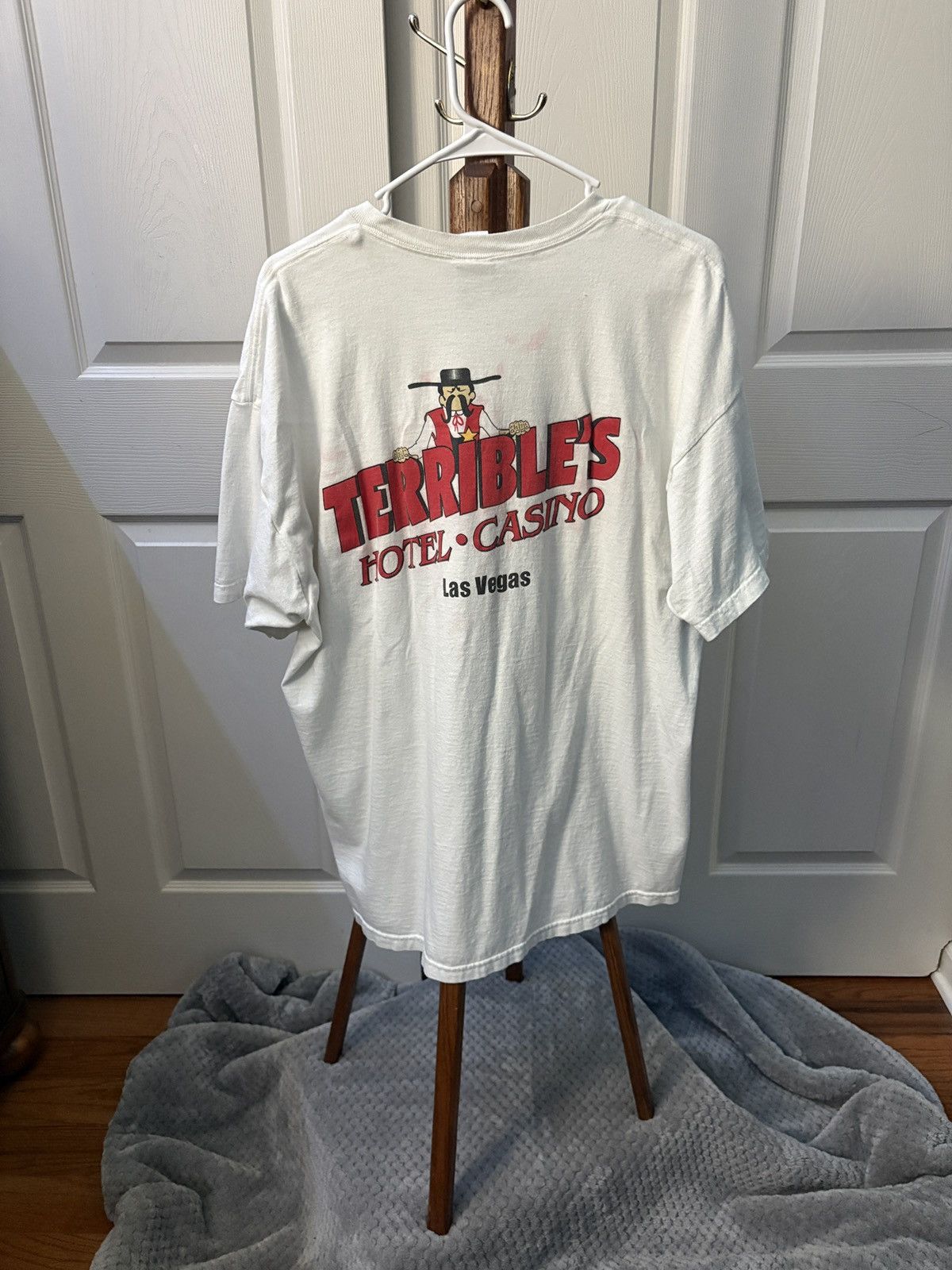 Fruit Of The Loom Vintage Las Vegas Terrible’s Tee in White Size US XL / EU 56 / 4 - 2 Thumbnail