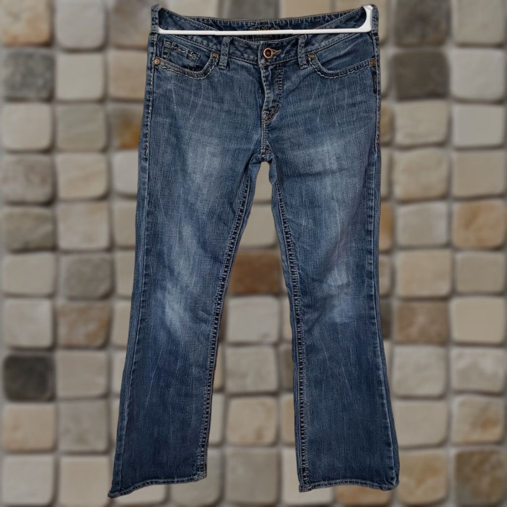 Vintage **Silver Aiko Women's Blue Denim Bootcut Jeans Size 30 x 31** User: Silver Aiko Women's Blue Denim Bootcut Jeans Size 30 x 31 Size 30" / US 8 / IT 44 - 1 Thumbnail