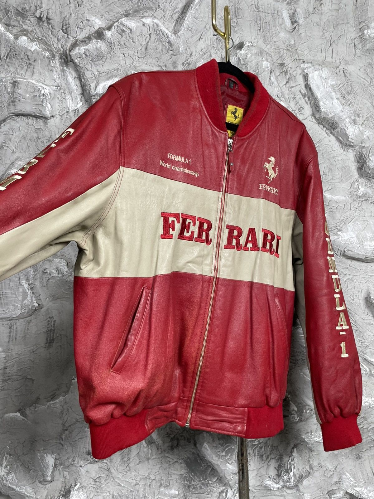 Ferrari Vintage Ferrari 1996 Formula 1 Rare Moto Leather Jacket Y2K Size US XL / EU 56 / 4 - 14 Thumbnail