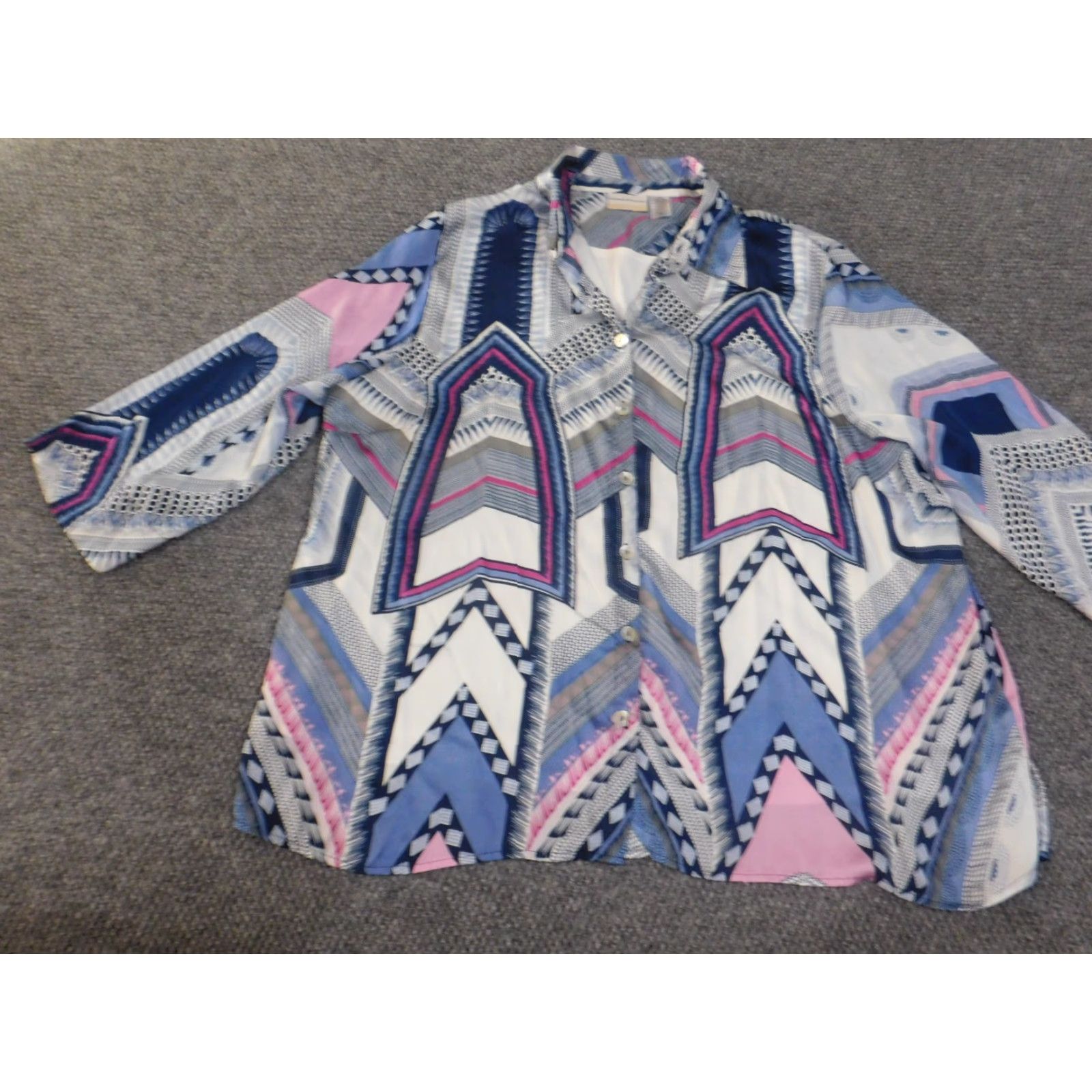 Vintage **Alfred Dunner Women's Blue Geometric Long Sleeve Lined Button-Up Top** User: Alfred Dunner Women's Blue Geometric Long Sleeve Lined Button-Up Top Size 4XL / US 24-26 - 3 Thumbnail