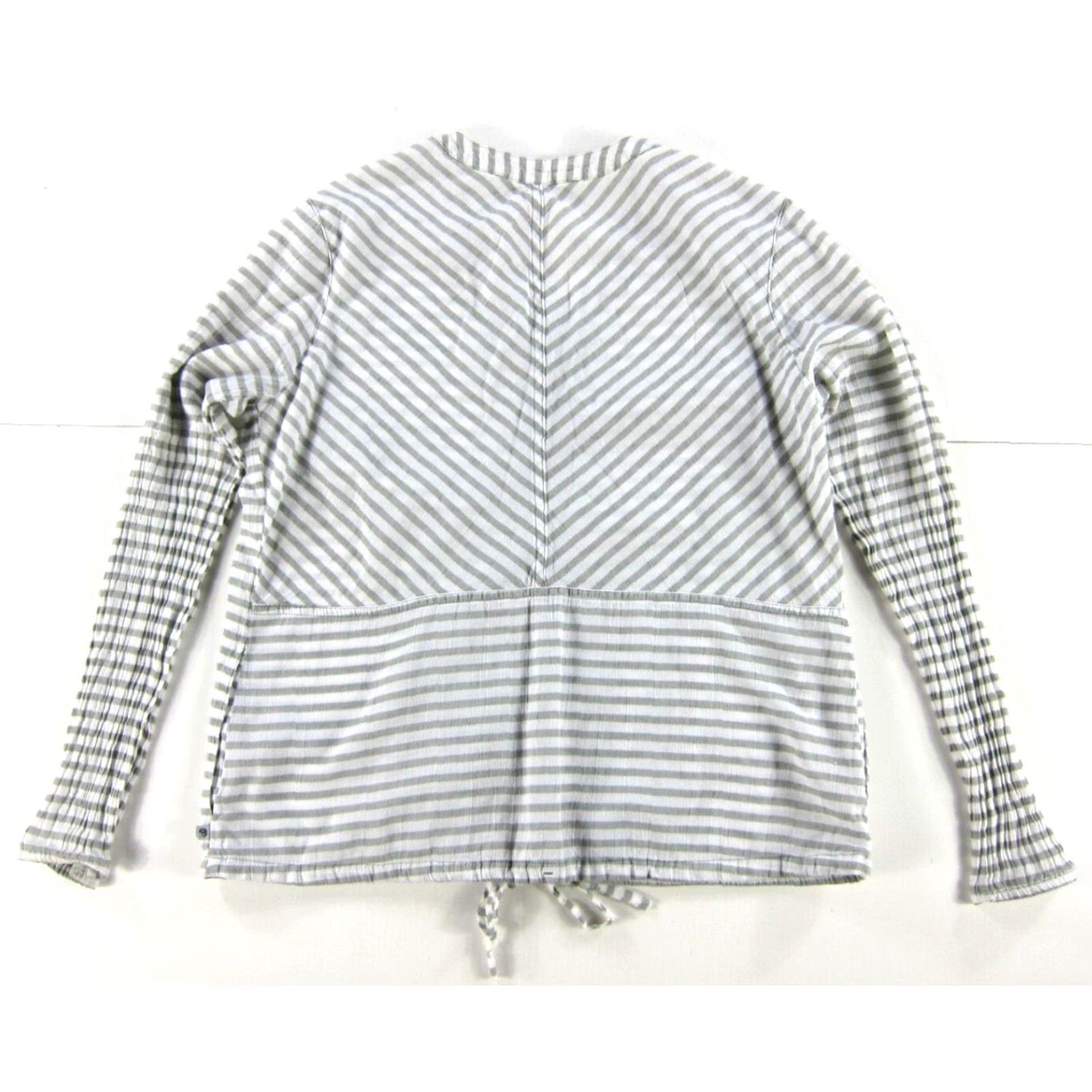 Mountain Hardwear Mountain Hardwear Shirt L Womens 100% Cotton Grey White Stripe Button Down Long Sleeve Shirt L Size L / US 10 / IT 46 - 2 Thumbnail