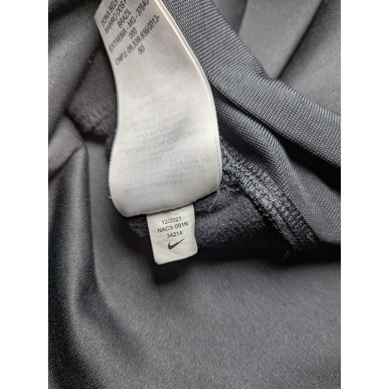 Nike Nike Men's Large Colorado Rockies Therma-Fit MLB Hoodie Size US L / EU 52-54 / 3 - 8 Thumbnail