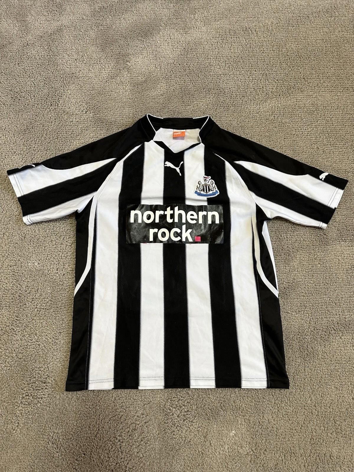 Puma NEWCASTLE UNITED 2010 2011 HOME FOOTBALL SHIRT SOCCER JERSEY Size US M / EU 48-50 / 2 - 1 Thumbnail