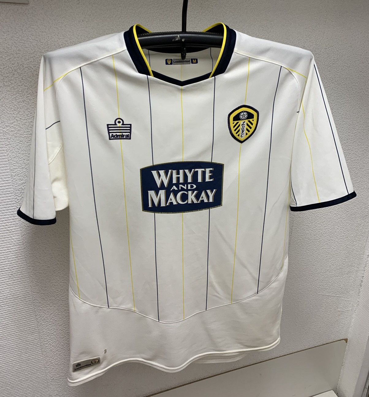 Vintage Leeds United LUFC admiral vintage soccer jersey M 2005/06 Size US M / EU 48-50 / 2 - 1 Thumbnail
