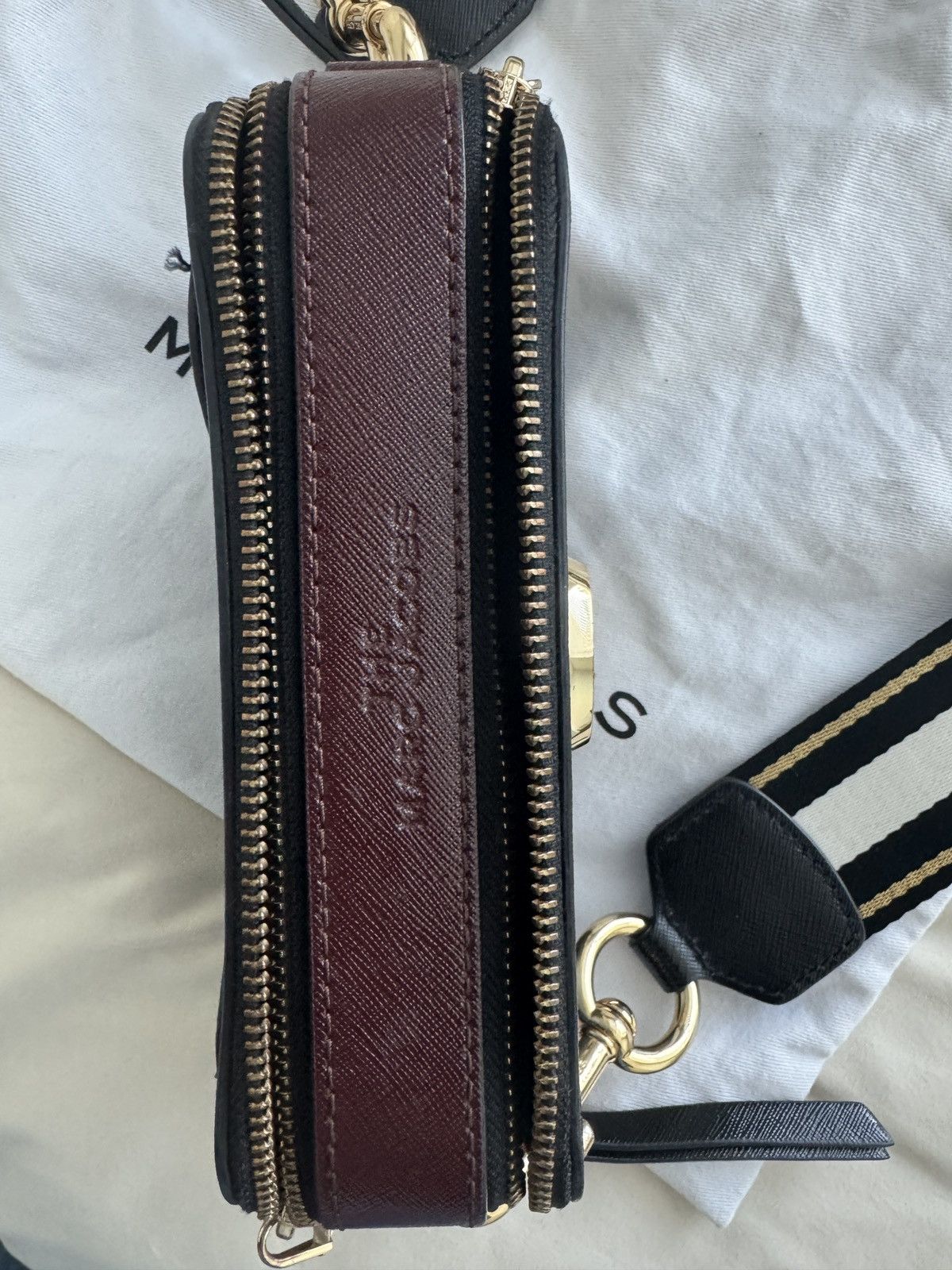 Marc Jacobs Marc Jacob Snapshot Bag burgundy and black Size ONE SIZE - 8 Thumbnail