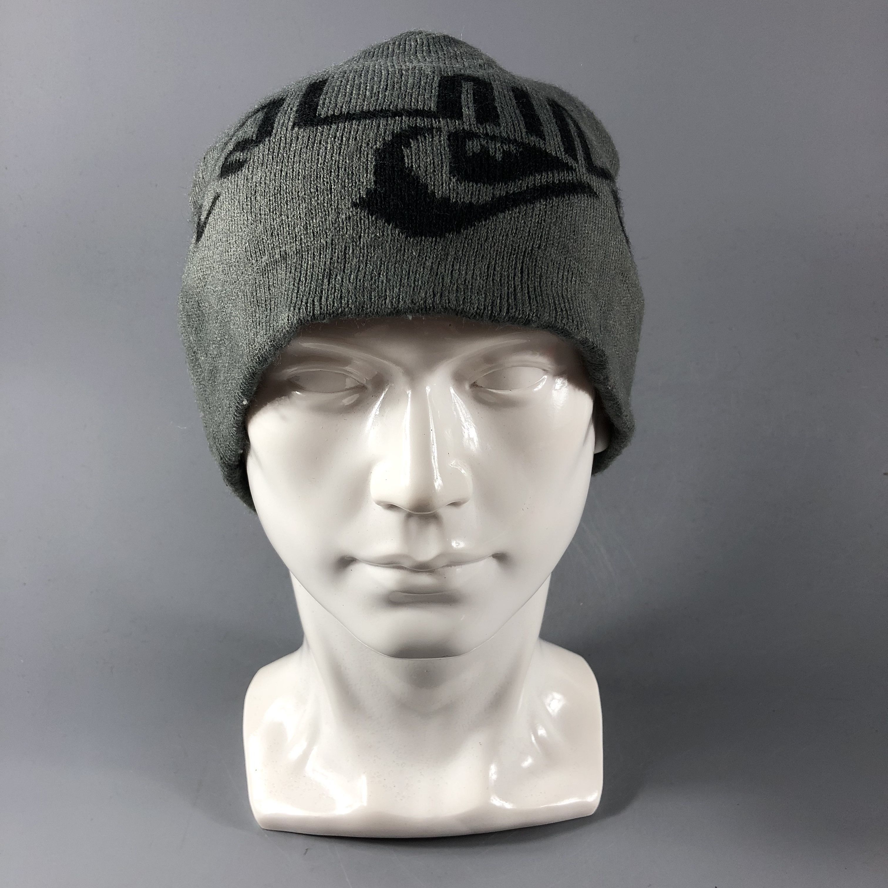Quiksilver Quiksilver Sport Beanie Snowcap Snow Hat B540 Size ONE SIZE - 1 Thumbnail