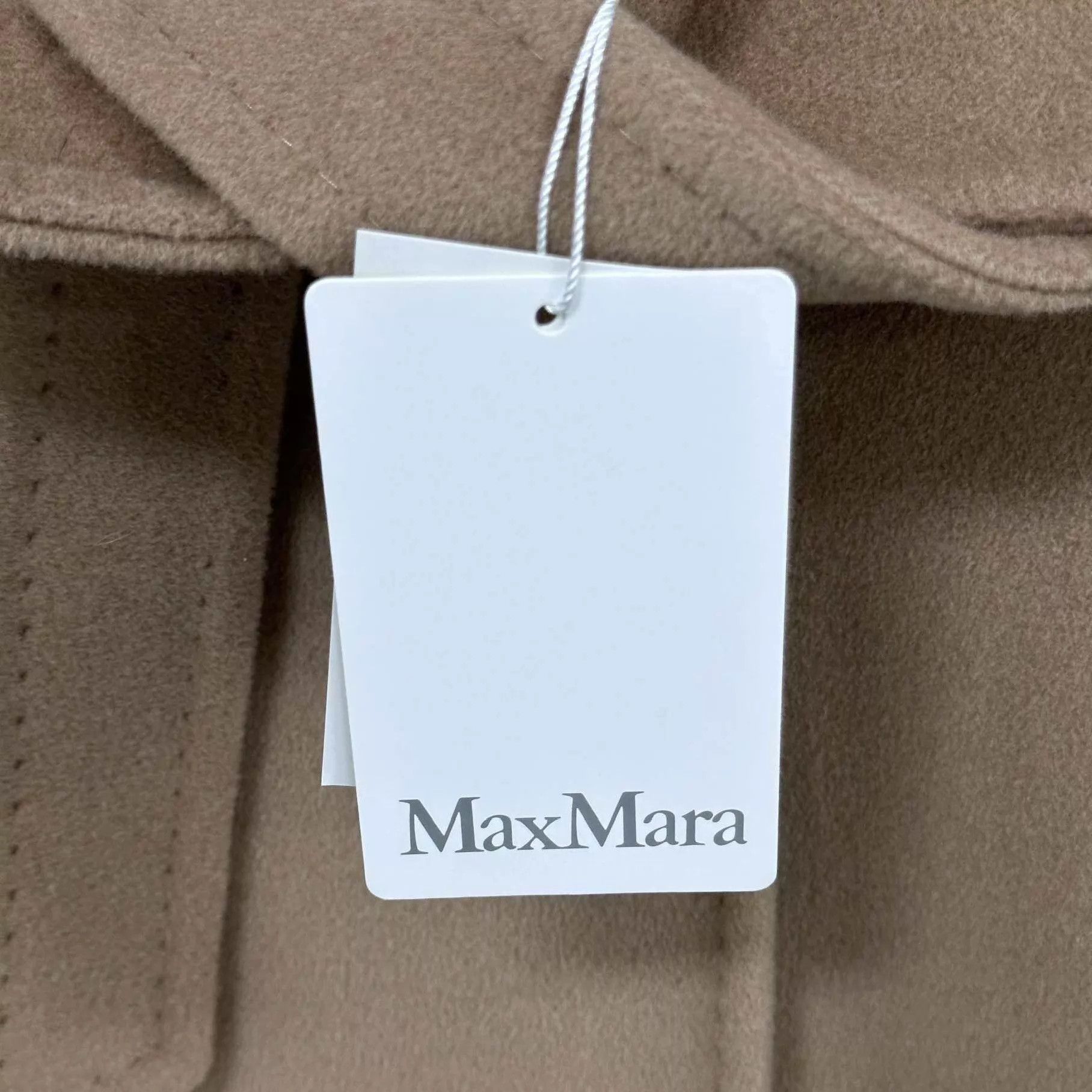 Max Mara MaxMara 101801 Camel Long Overcoat 36 New with Tags Size XS / US 0-2 / IT 36-38 - 4 Thumbnail