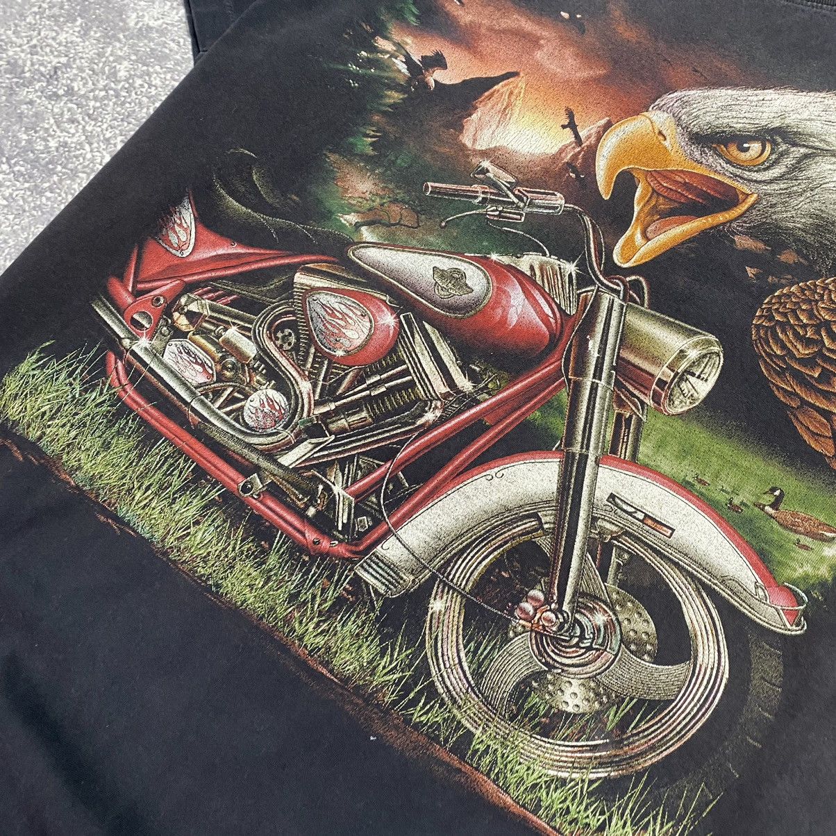 Vintage Vintage 90’s Motorcycle and Eagle logo made in USA tee Size US L / EU 52-54 / 3 - 5 Thumbnail