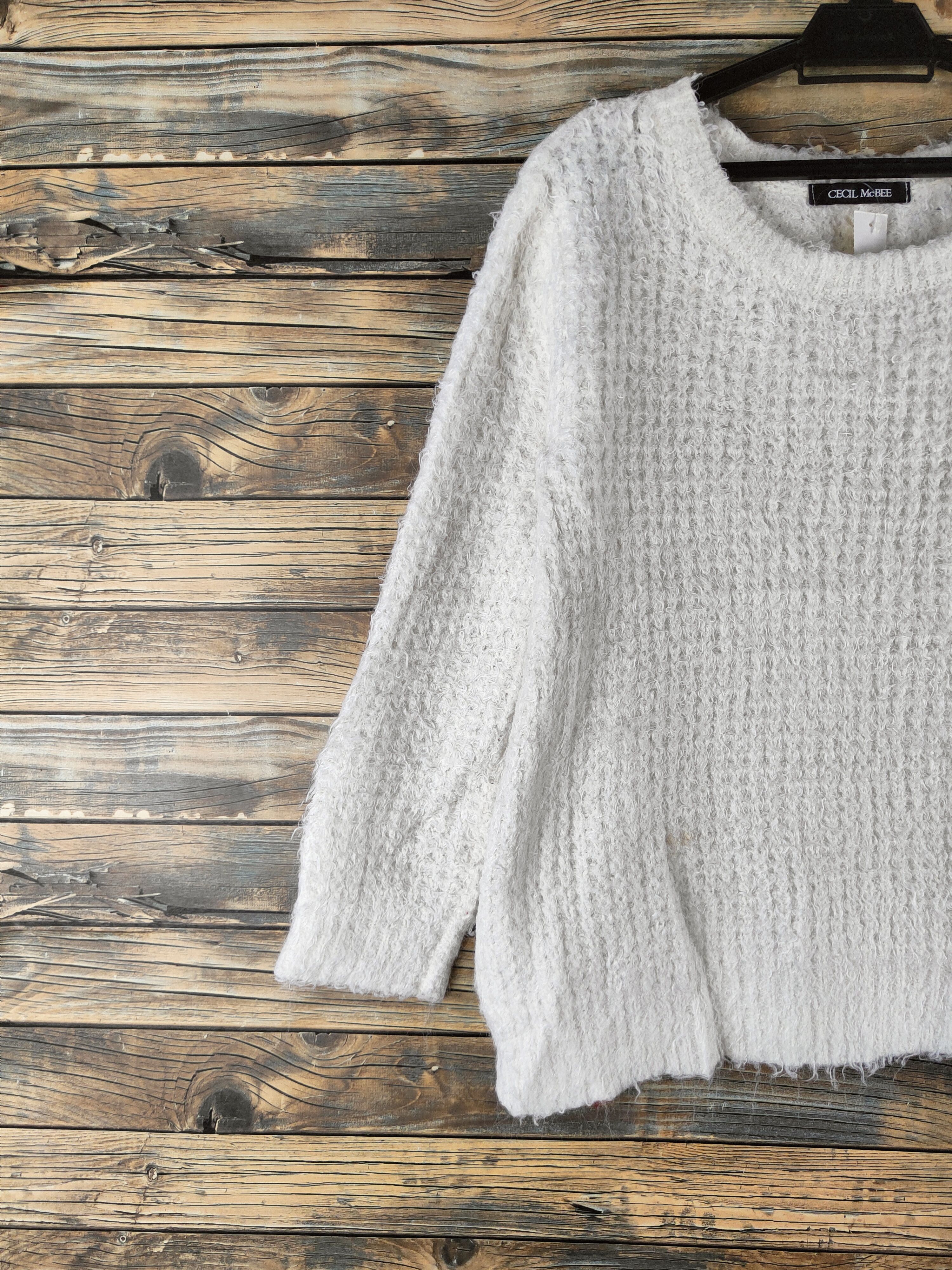Japanese Brand DL Cecil McBee White Fur Mohair Knitwear #46-969 Size M / US 6-8 / IT 42-44 - 3 Thumbnail