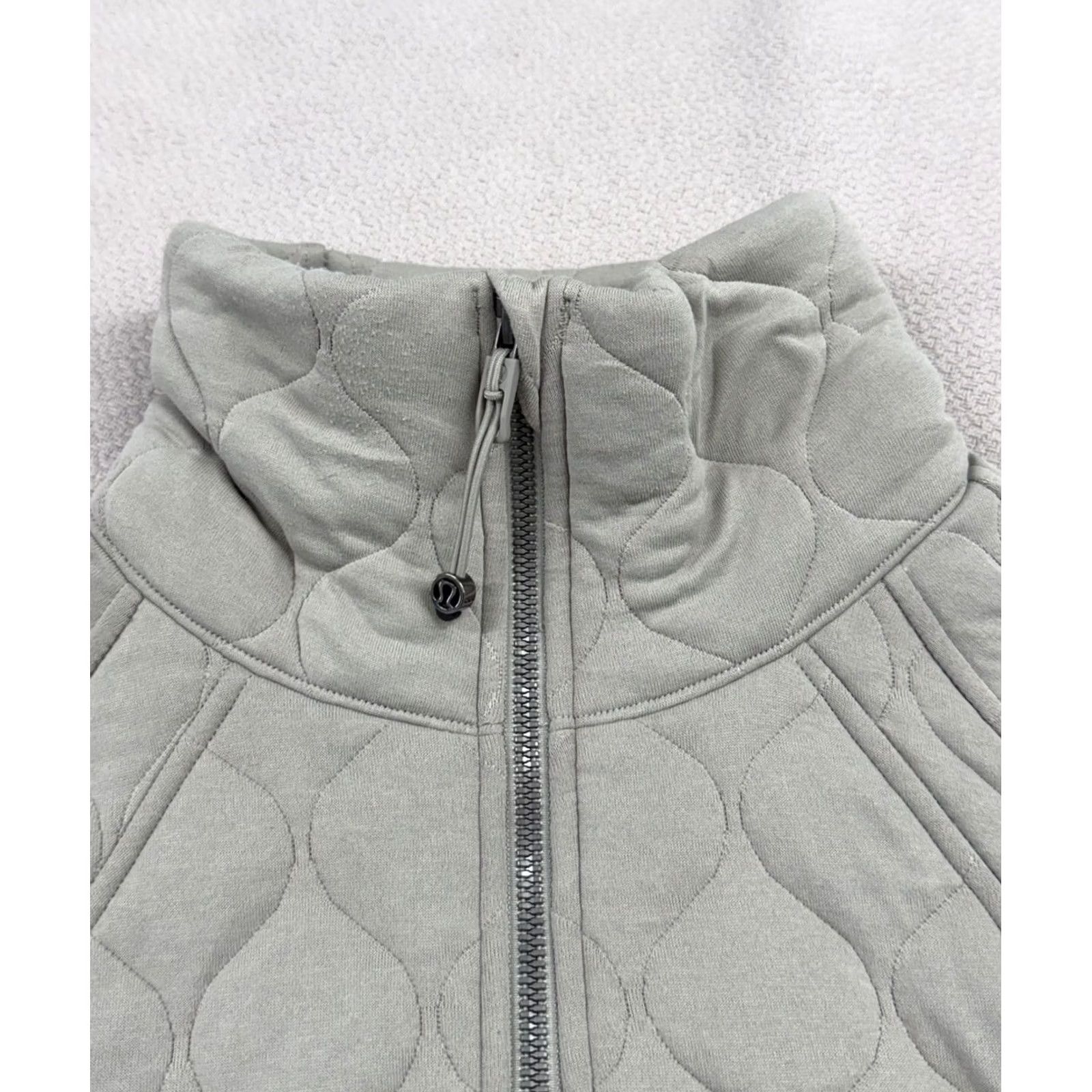 Lululemon Lululemon Scuba Oversized Quilted Half Zip Sweatshirt Womens Sz XS/S Riverstone Gray Size S / US 4 / IT 40 - 6 Thumbnail