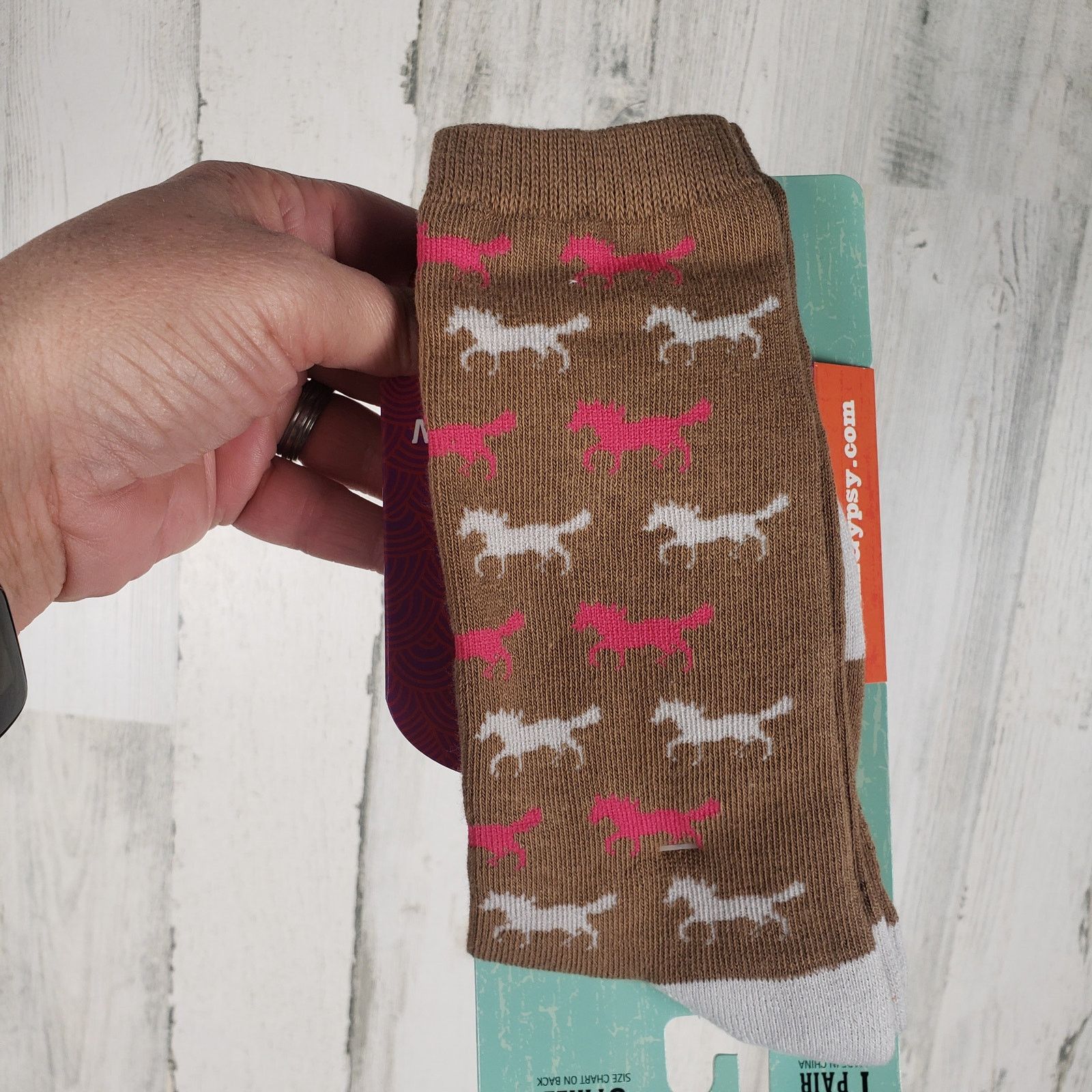 Justin NWT Justin Boots Fashion Cushioned Horse Crew Socks Small Size ONE SIZE - 6 Thumbnail