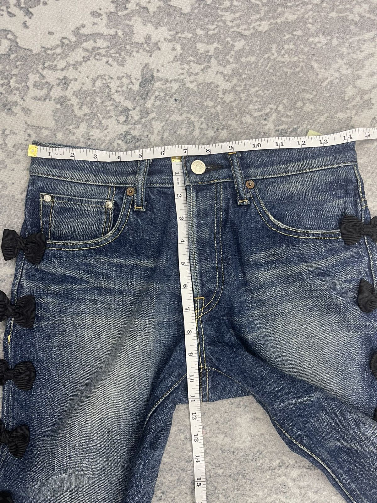 Japanese Brand Tu Es Mon Trésor Selvedge Fly Button Distressed Denim Size US 28 / EU 44 - 17 Thumbnail