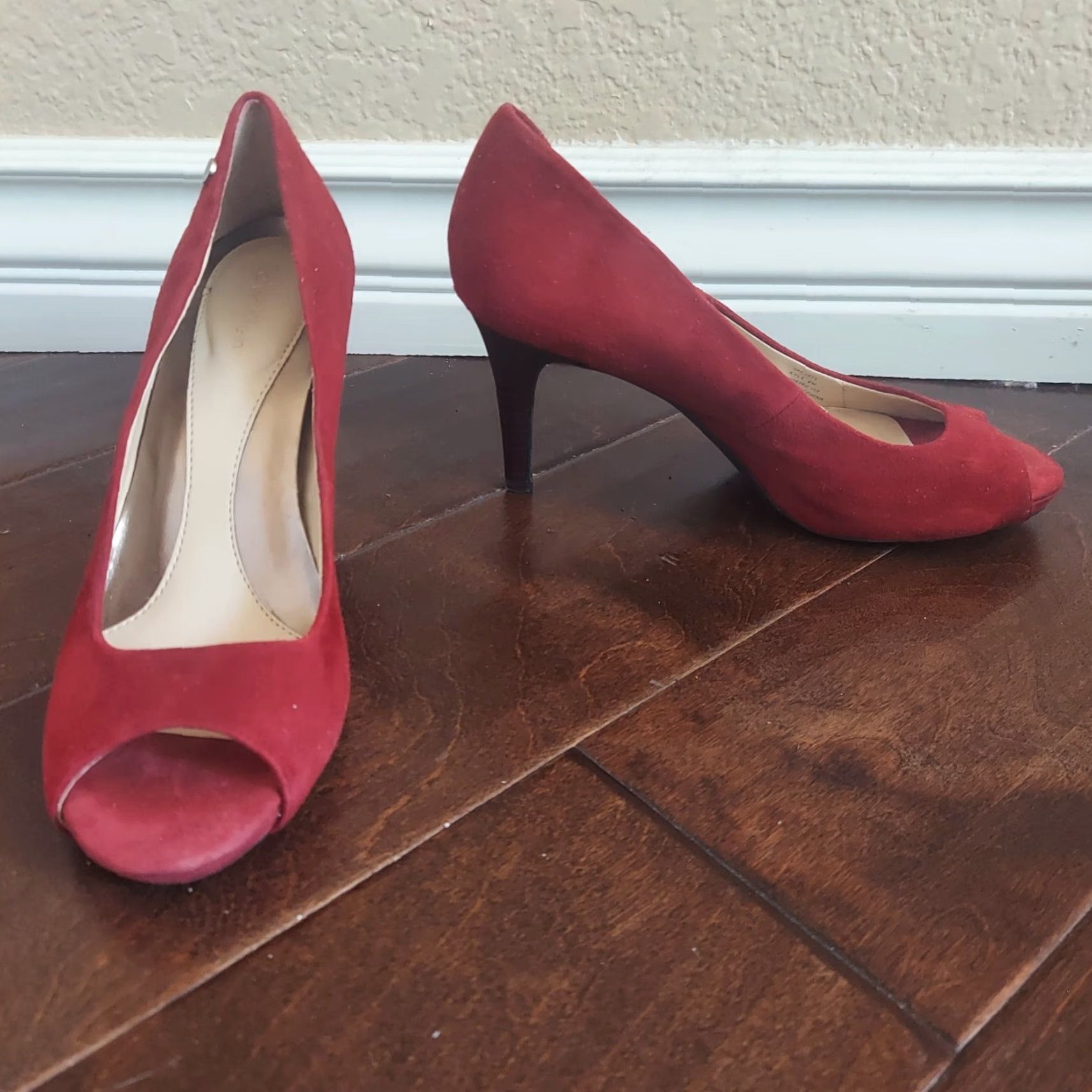 Calvin Klein Calvin Klein Women's Pump - Heel - Peep Toe - Red - Suede - Size 6M - Shoes Size US 6 / IT 36 - 2 Thumbnail