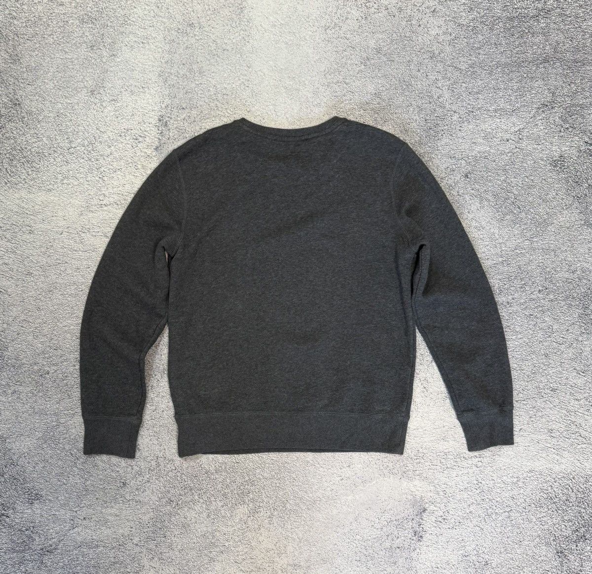 Nike Nike Men Grey Sweatshirt Swoosh Logo Crewneck Basic Pullover Size US M / EU 48-50 / 2 - 2 Thumbnail