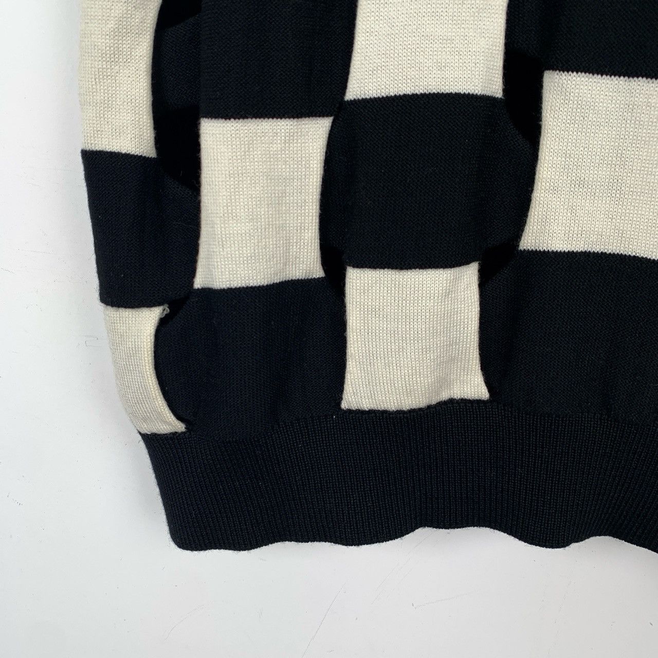 Fendi Fendi Black/White Checkered Wool Knit Vest Size US M / EU 48-50 / 2 - 4 Thumbnail