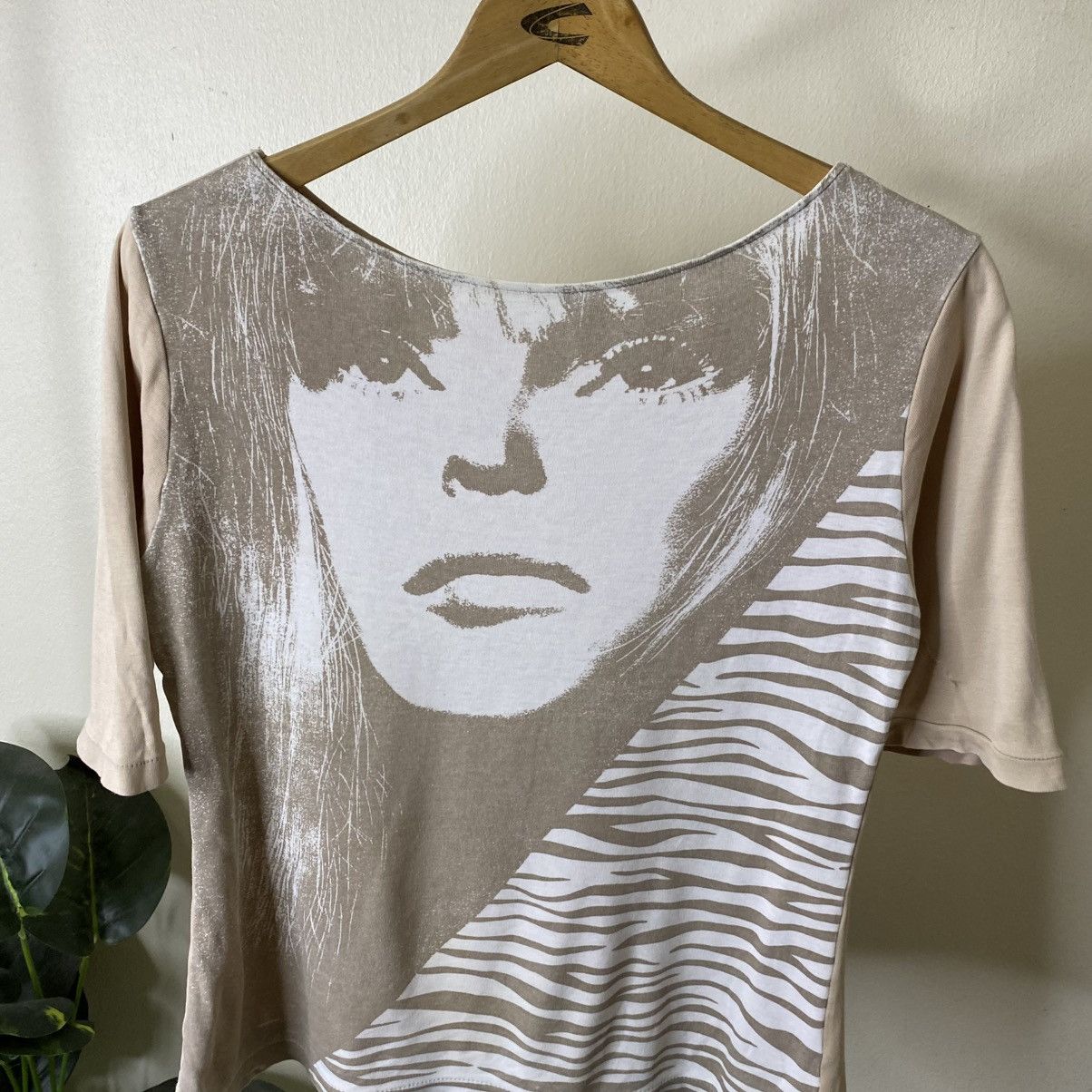 Hysteric Glamour JapanBrand Hysterics Glamour Style Overprint Women T Shirt Size S / US 4 / IT 40 - 2 Thumbnail