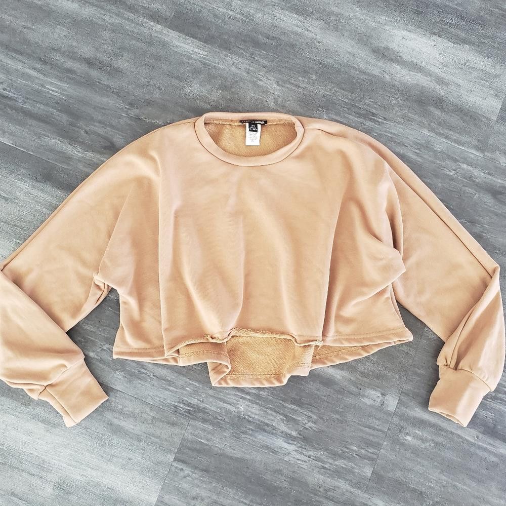 Fashion Nova Nude Cropped FN Oversized Sweater Long Sleeve Size XS / US 0-2 / IT 36-38 - 1 Thumbnail
