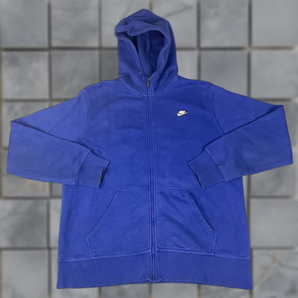 Nike VINTAGE Nike Sweatshirt Mens XL Blue Swoosh Embroidered Rare Essential Workout Zip Up Size US XL / EU 56 / 4 - 1 Thumbnail