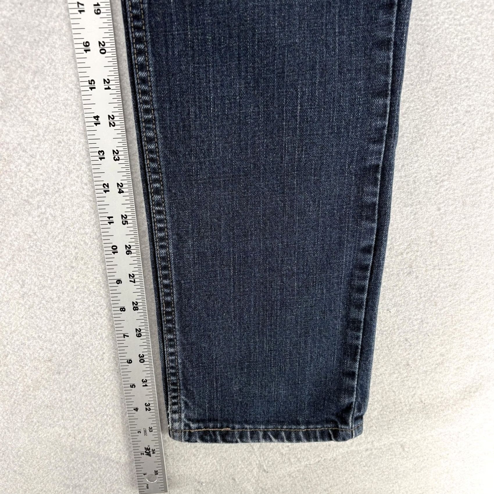 Levi's Levi's 511 Jeans Mens 34x34 Blue Medium Wash Slim Straight Denim Casual Pants Size US 34 / EU 50 - 6 Thumbnail
