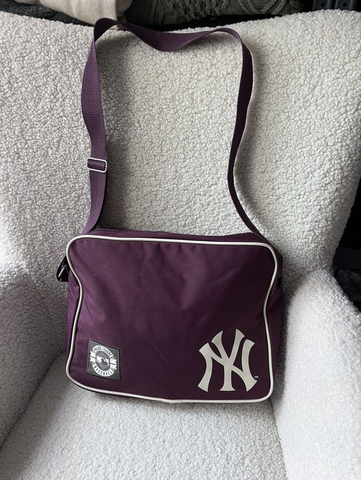 New York Yankees Vintage New York Yankees Bag Size ONE SIZE - 1 Thumbnail