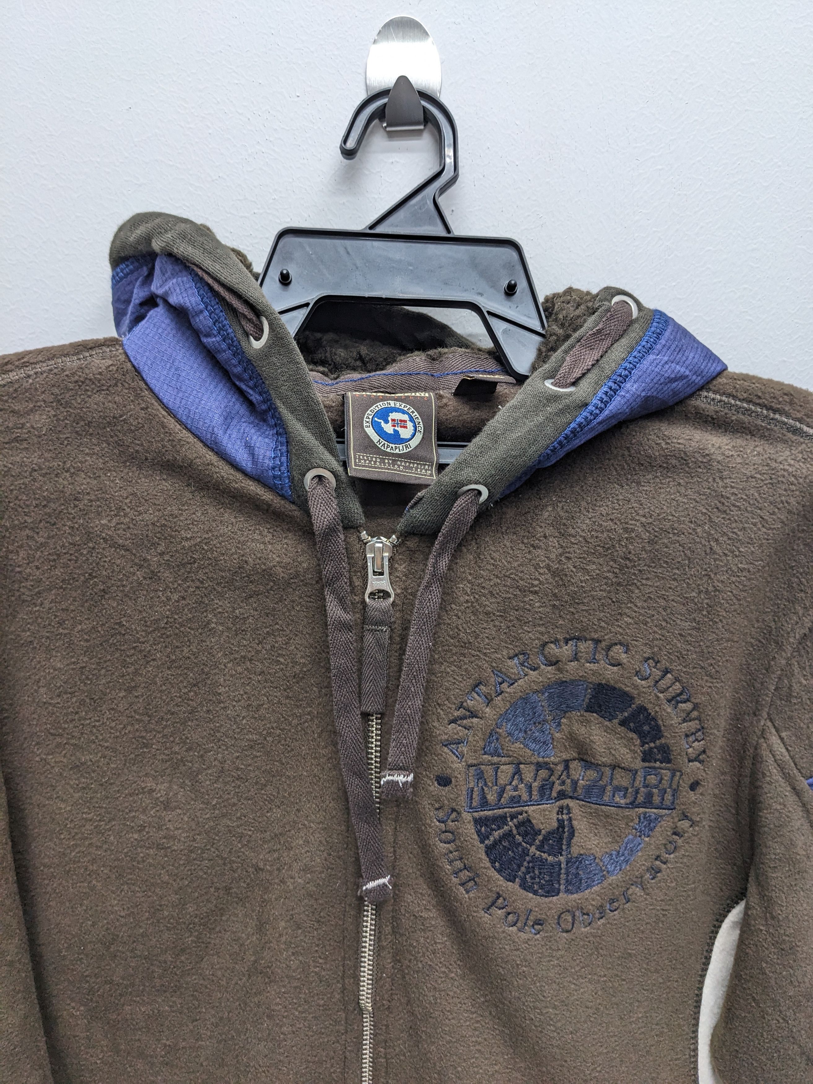 Napapijri NAPAPIJIRI GEOGRAPHIC ANTARCTIC SURVEY HOODIES Size US L / EU 52-54 / 3 - 8 Thumbnail