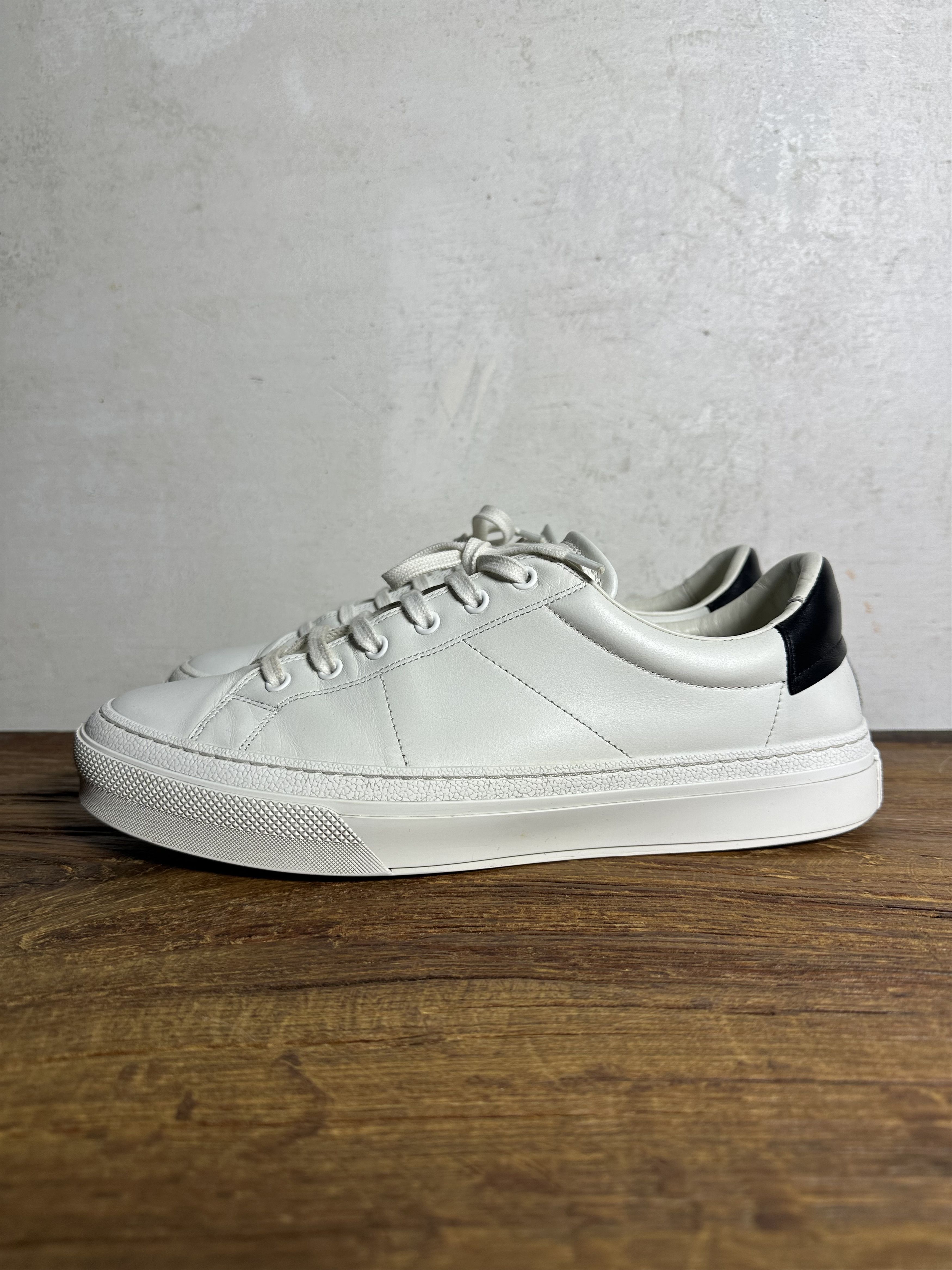 Givenchy Givenchy City Sport White Sneakers Size US 10 / EU 43 - 2 Thumbnail