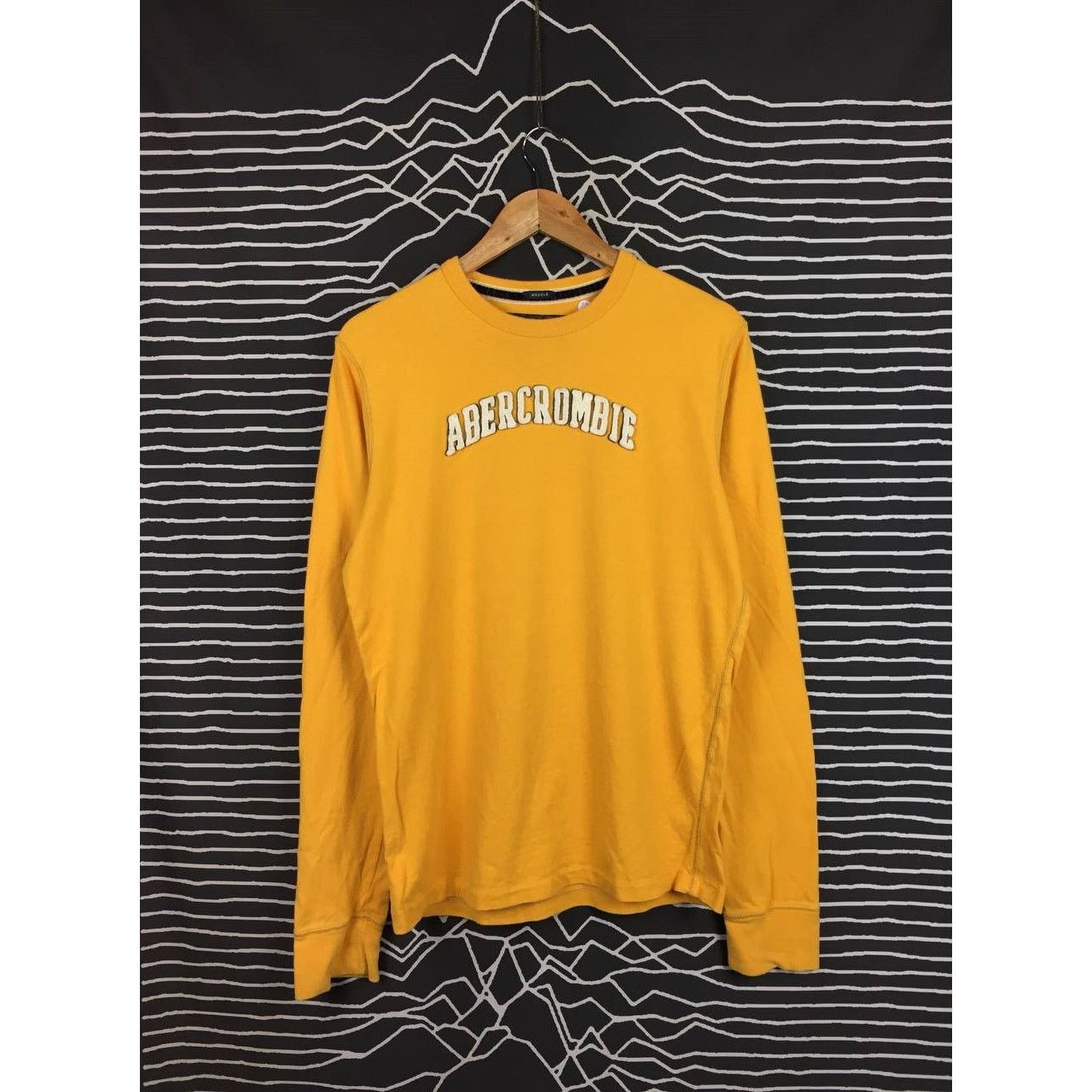 Abercrombie & Fitch Abercrombie & Fitch Embroidered Logo Long Sleeve Tee Size US M / EU 48-50 / 2 - 2 Thumbnail
