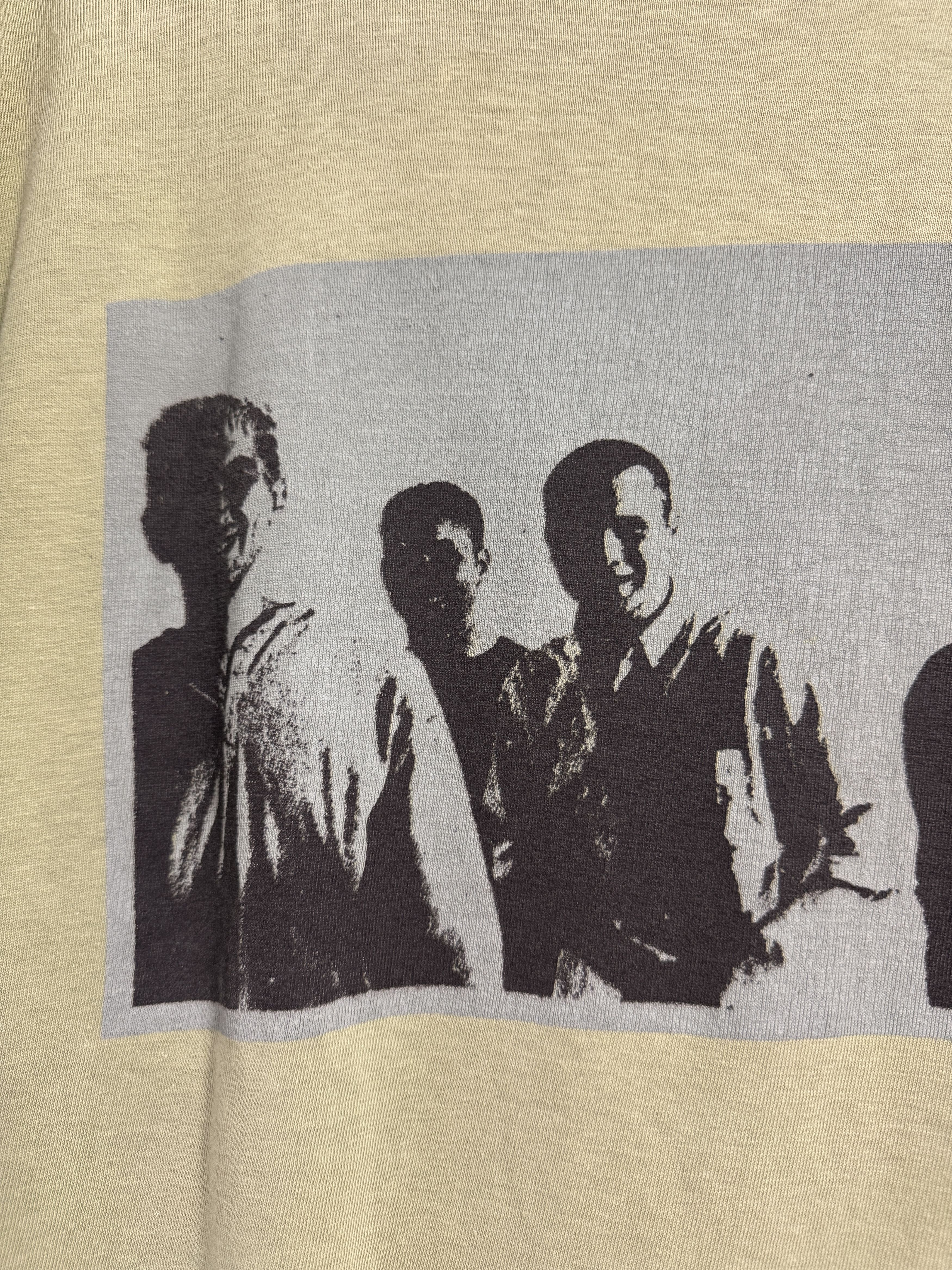 Vintage Vintage Rare 90s Foo Fighters Boot Tshirt Size US M / EU 48-50 / 2 - 11 Thumbnail