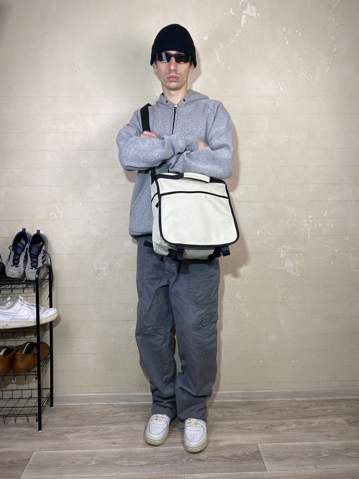 Gap × Vintage Vintage Gorpcore GAP Messenger Backpack Y2K Japanese bag Size ONE SIZE - 1 Thumbnail