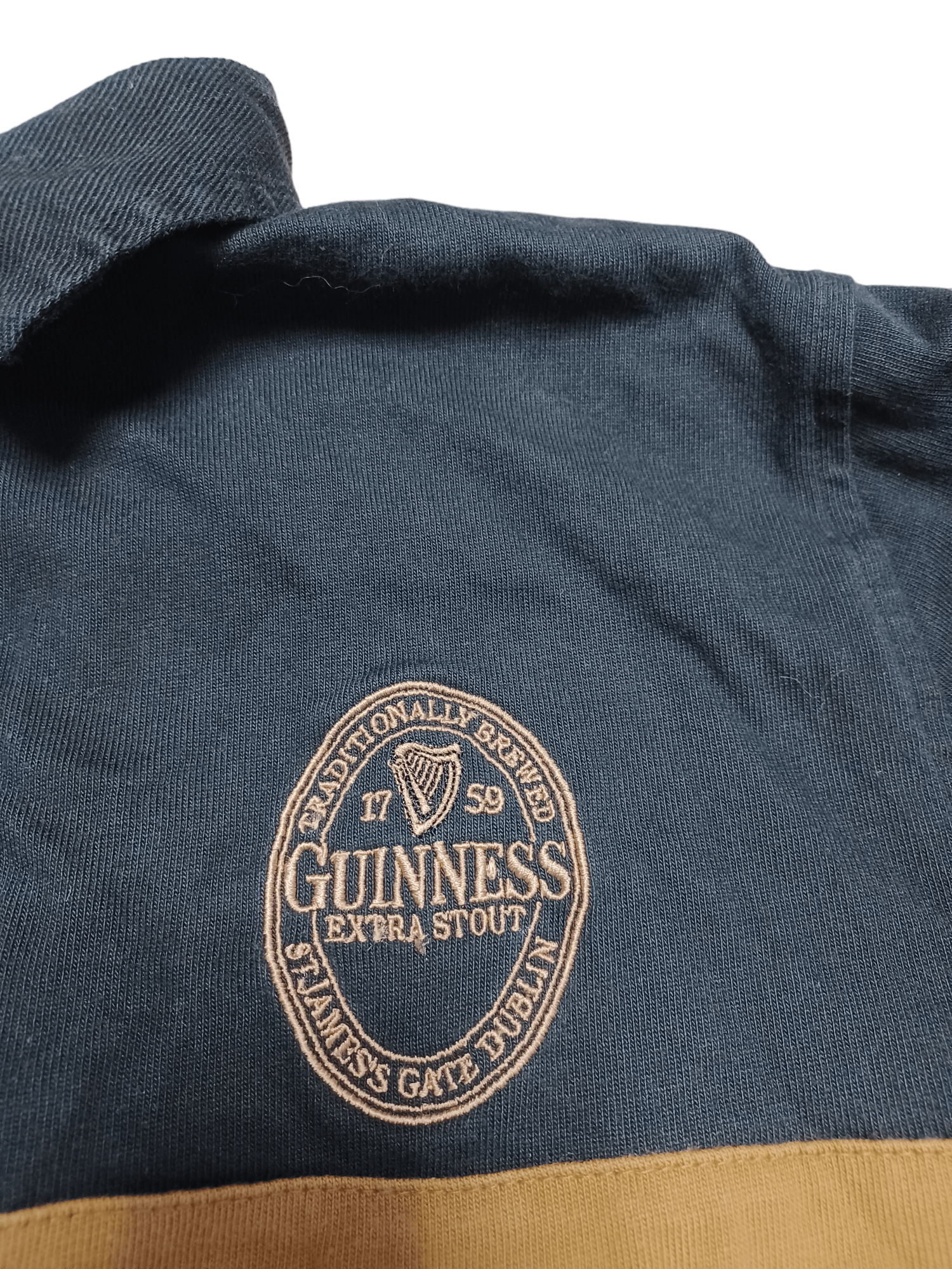 Other GUINNESS 1759 FANTSTIC BROWN RUGBY SHIRT BIGLOGO EMBROIDERED Size US M / EU 48-50 / 2 - 3 Thumbnail